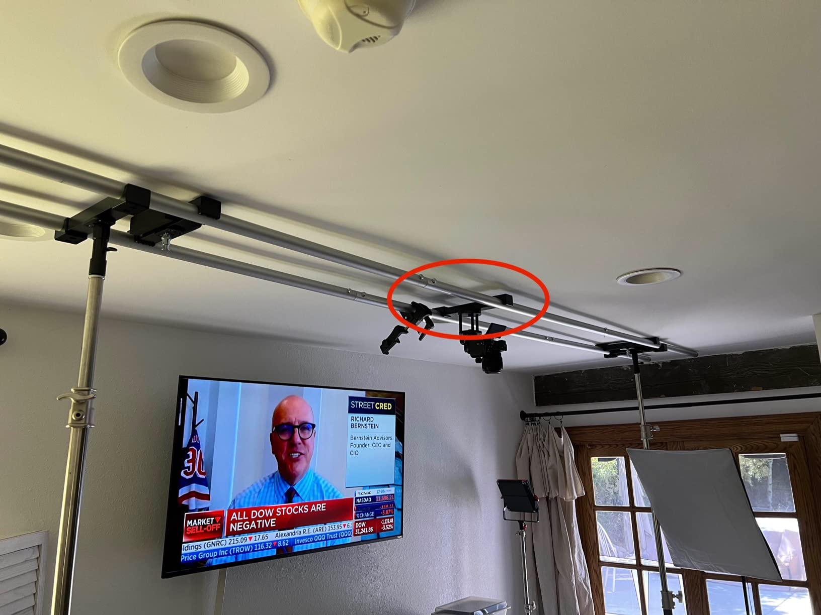 Glide Gear OH 75 Overhead Mount - DSLR, Smartphone - 6ft Adjustable Pole, Top-Down Rig, 15lb Capacity, Aluminum Build customer photo 2