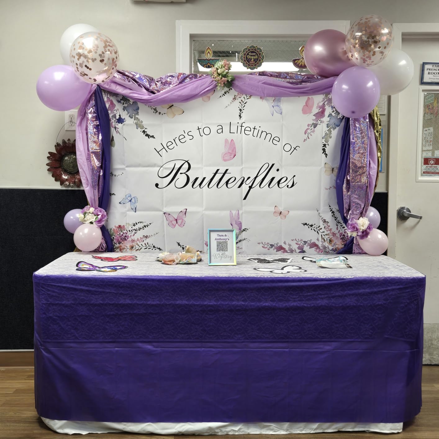 Neewer Photo Studio Backdrop Support System, 10ft/3m Wide 6.6ft/2m High Adjustable Background Stand with 4 Crossbars, 6 Backdrop Clamps, 2 Sandbags, and Carrying Bag for Portrait & Studio Photography customer photo 1