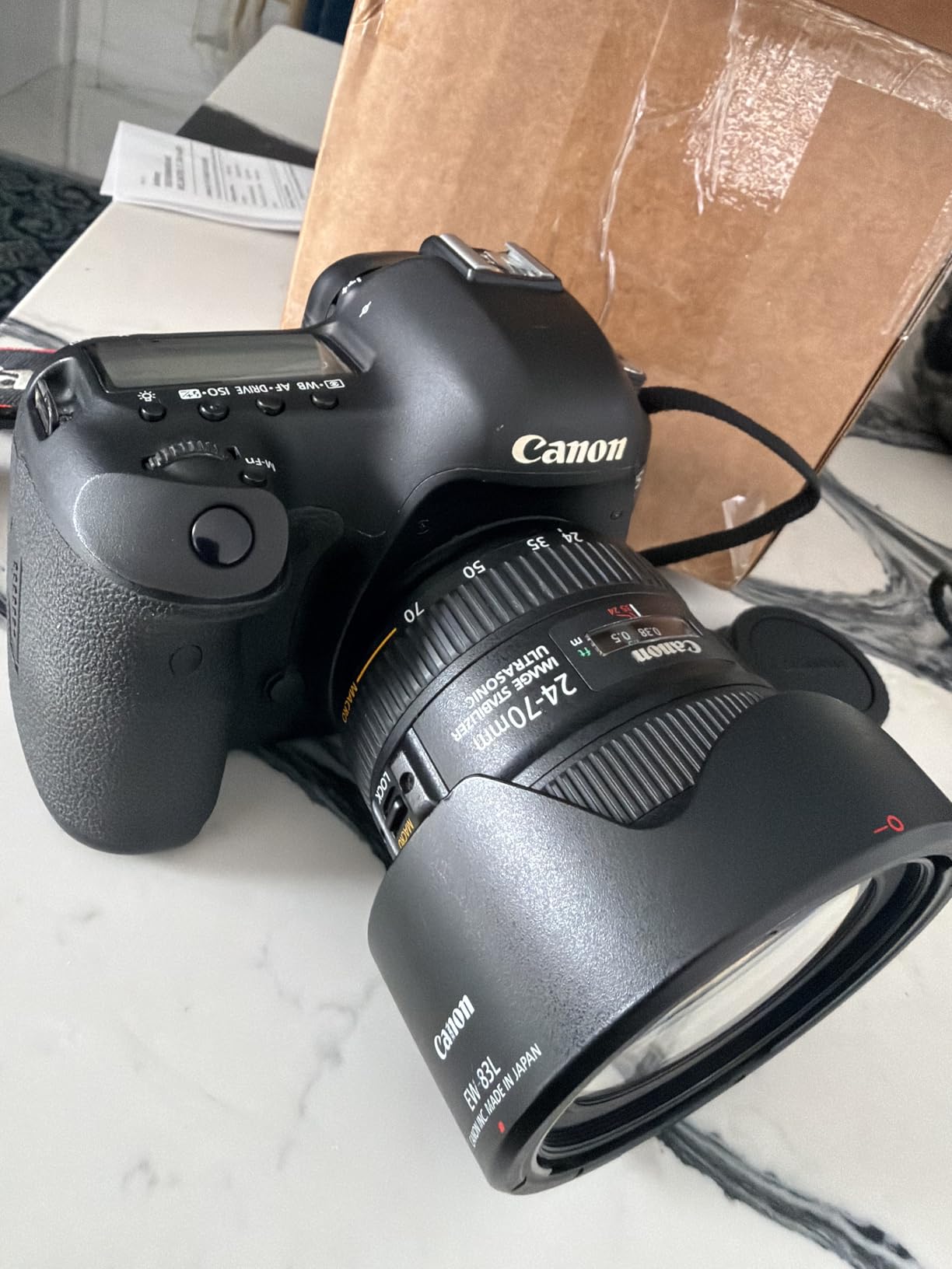 Canon EF 24-70mm f/2.8L USM Standard Zoom Lens for Canon SLR Cameras (Renewed) customer photo 1