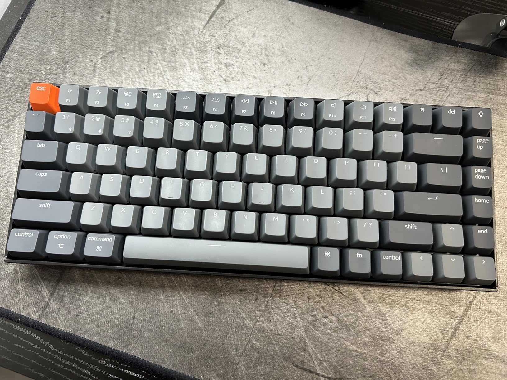 Keychron K2 75% Layout Bluetooth Wireless Mechanical Keyboard Super Switch/White LED Backlit/USB C/Anti Ghosting/N-Key Rollover, 84 Keys Gaming Keyboard for Mac Windows-Version 2 customer photo 2