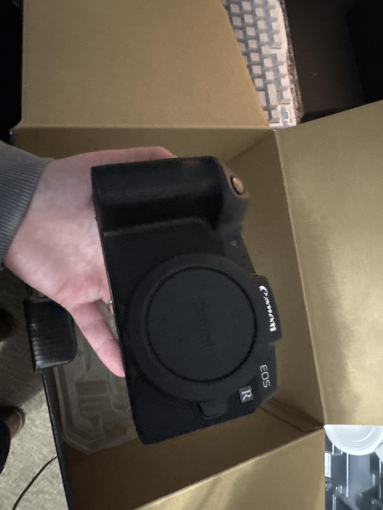 Canon EOS RP Mirrorless Digital Camera (Body Only) (Renewed) customer photo 1