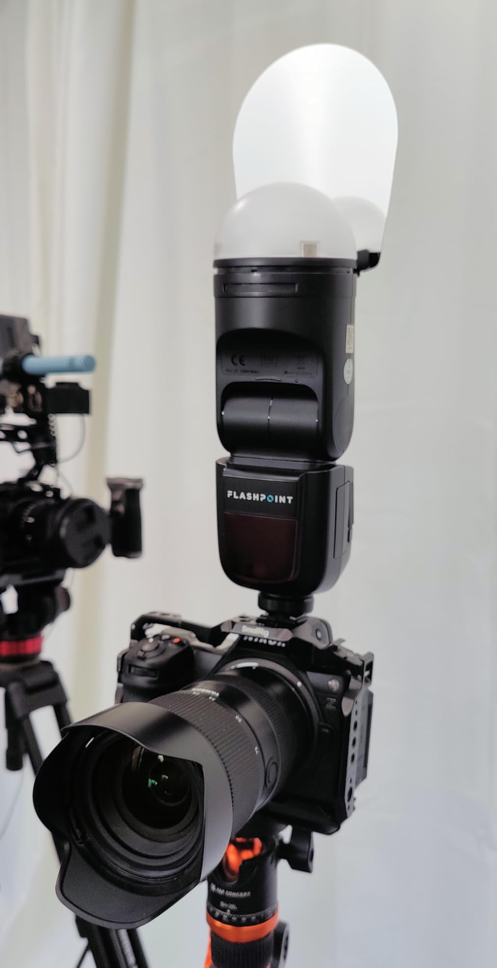 Godox AK-R12 Bounce Card, Compatible for H200R Round Flash Head, for V1ProC V1ProN V1ProS,V100C, V100S, V100N, V1S, V1N, V1C, AD200 Pro, AD200, AD200Pro II customer photo 1