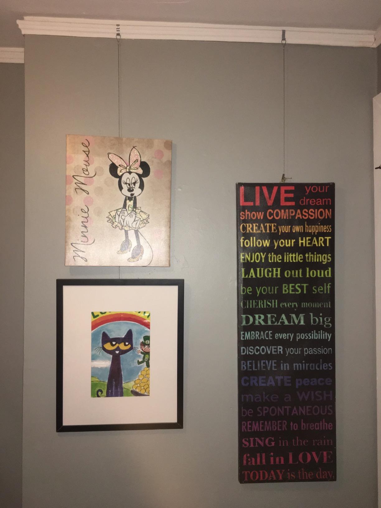 PHS Picture Rail Hooks and Wire Set - 5 Pack Picture Rail Hangers - Supports Up to 25 lbs customer photo 2