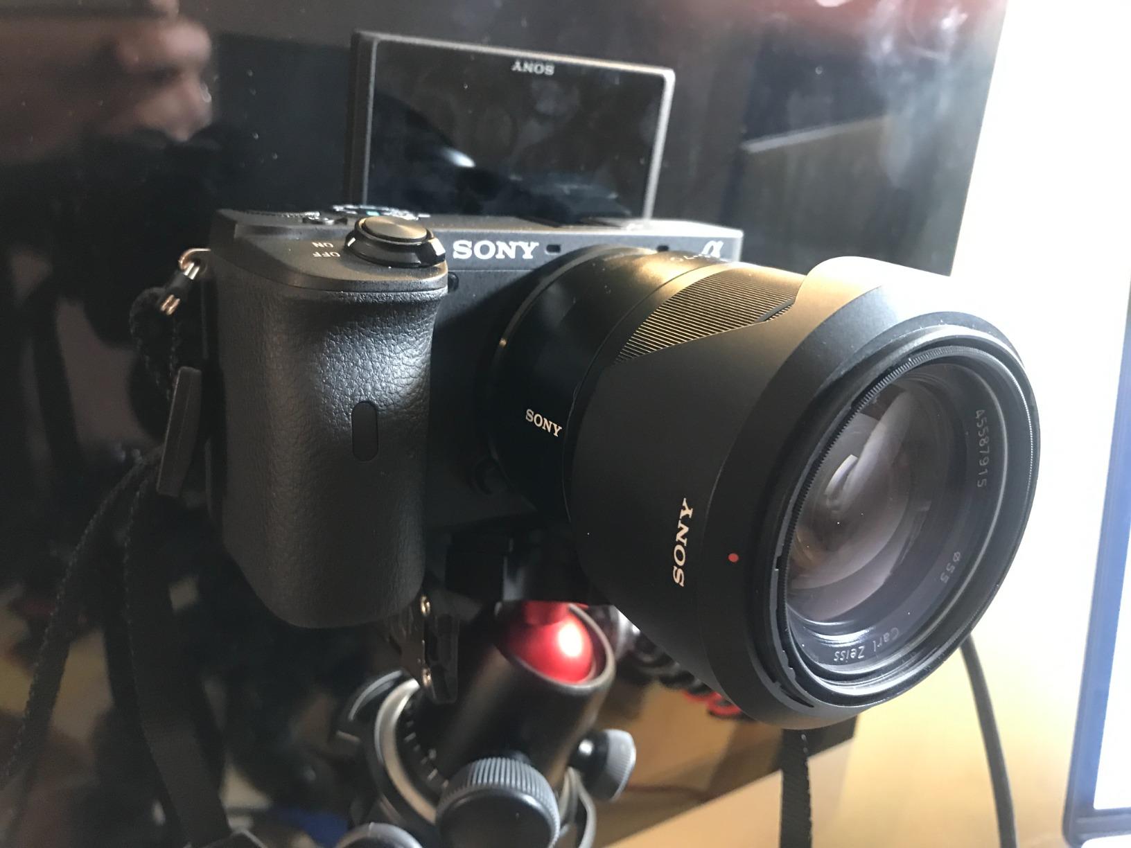 Sony ILCE6600/B Alpha A6600 Mirrorless Camera, Black (Body Only) customer photo 2