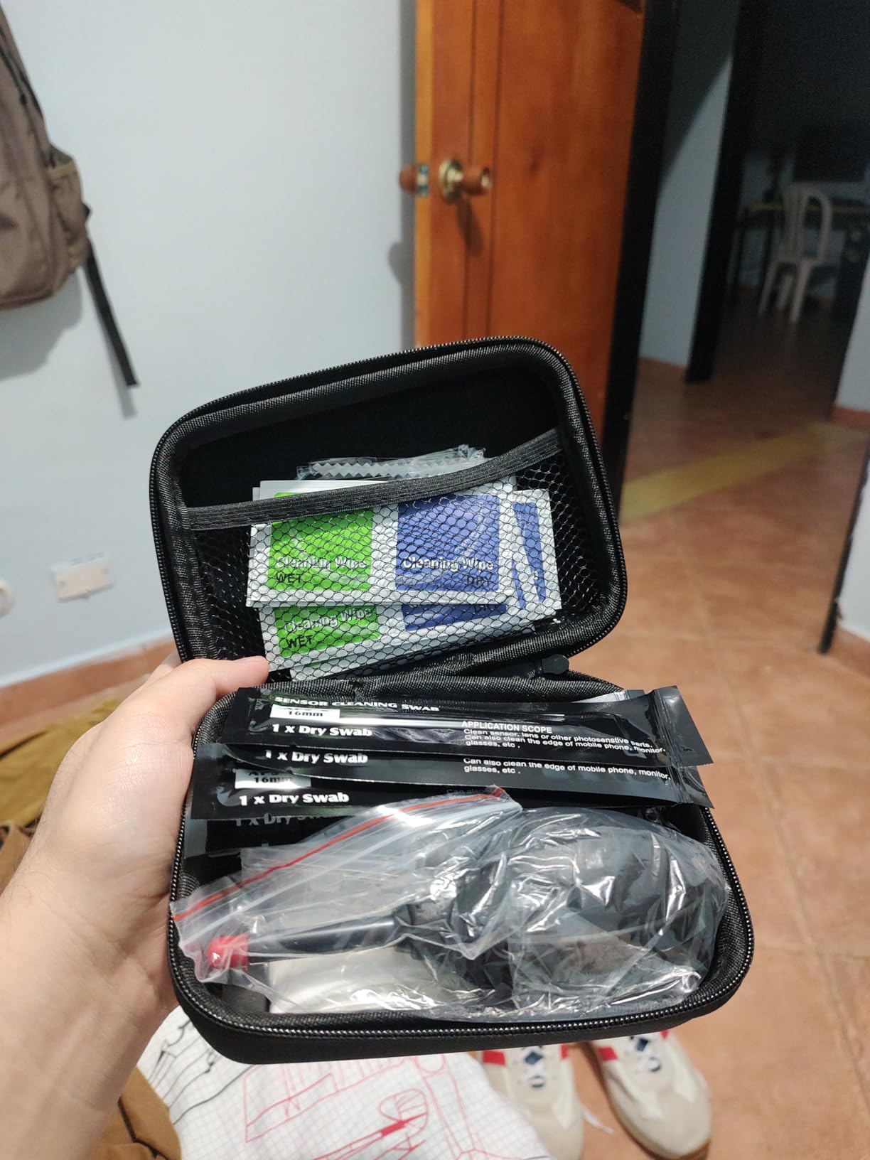 28pcs Camera Cleaning Kit with Storage Case, DSLR & Mirrorless Lens Cleaning Kit customer photo 2
