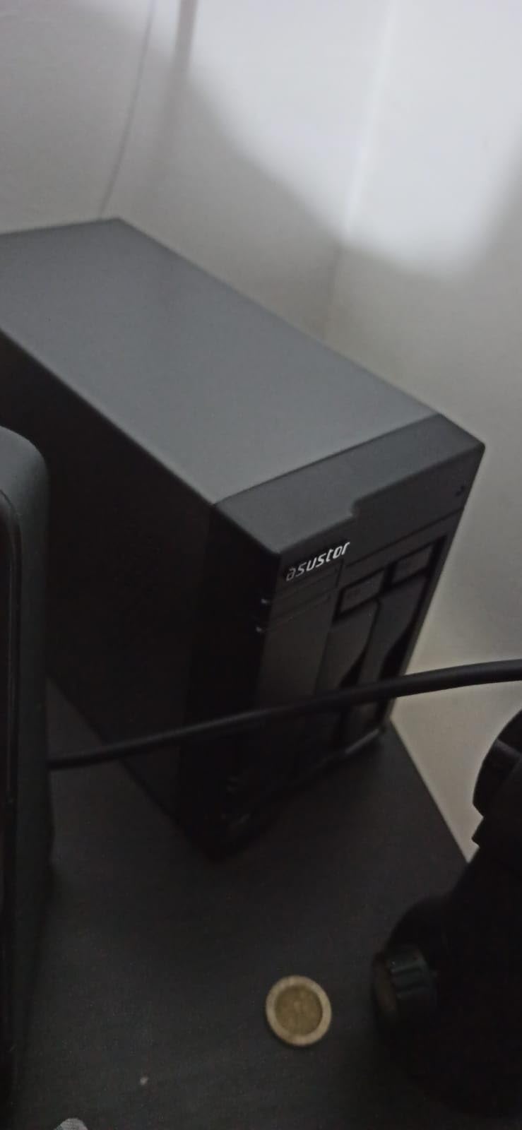 ASUSTOR Lockerstor 10 AS6510T - 10 Bay NAS, 2.1GHz Quad-Core, 2 M.2 NVMe SSD Slot, 10GbE Port, 2.5GbE Port, 8GB RAM DDR4, Enterprise Network Attached Storage (Diskless) customer photo 2