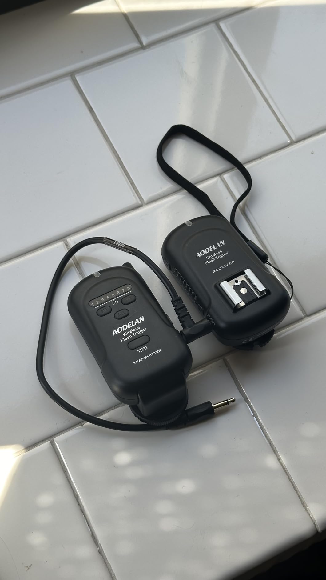 AODELAN Wireless Flash Trigger Transmitter and Receiver Set, Wireless Remote Speedlite Trigger with 3.5mm PC Receiver for Flash Units with Universal Hot Shoe for Canon, for Nikon, for Fuji, for Sony customer photo 1