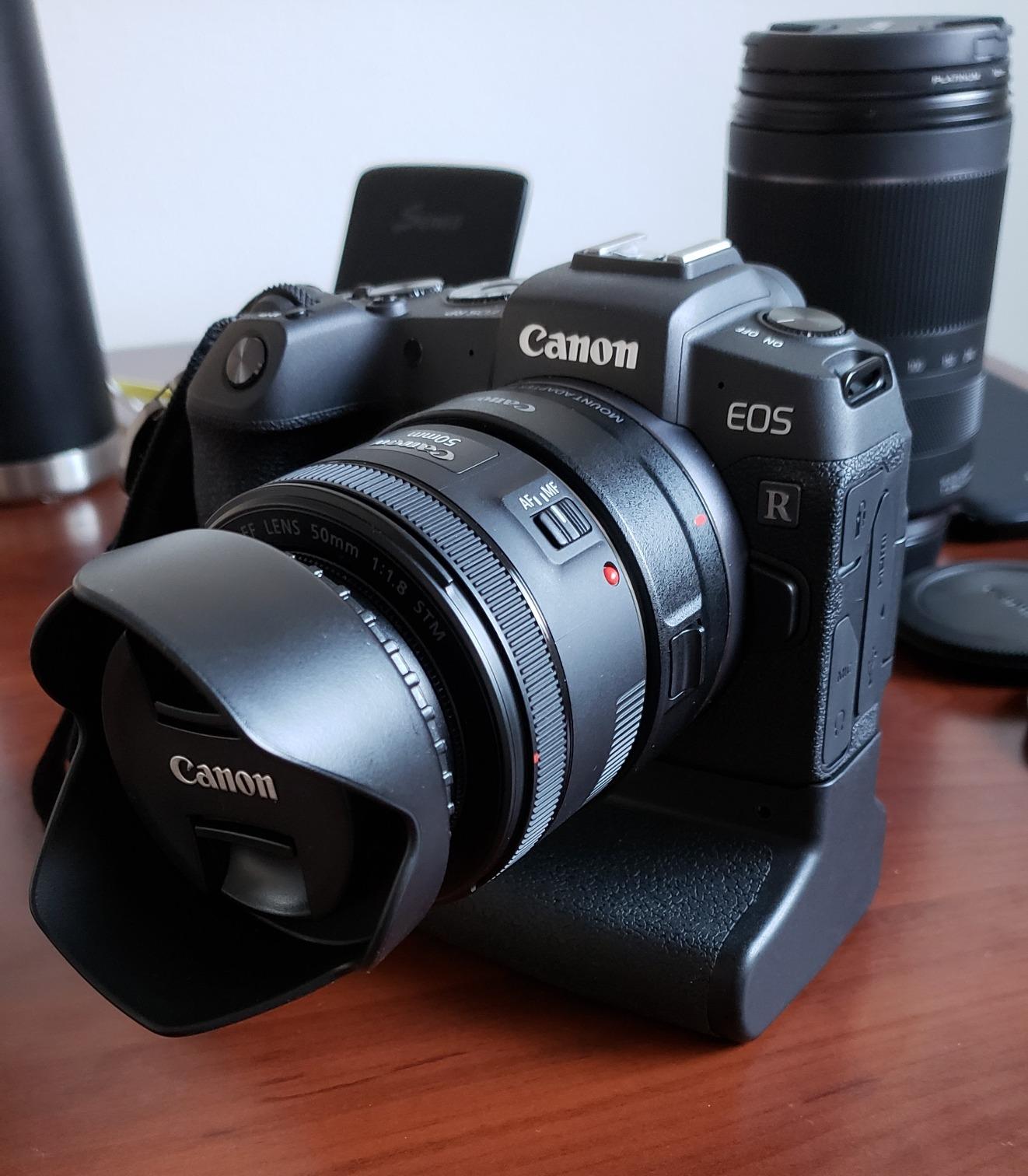 DSTE Pro BG-EOSRP Vertical Battery Grip Compatible with Canon EOS RP, R8 Battery Grip as LP-E17 customer photo 1