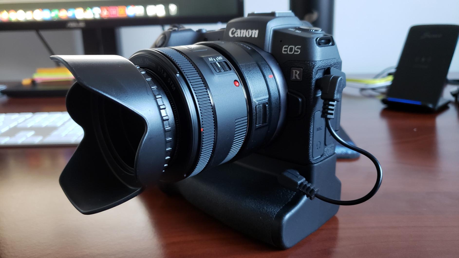 DSTE Pro BG-EOSRP Vertical Battery Grip Compatible with Canon EOS RP, R8 Battery Grip as LP-E17 customer photo 2
