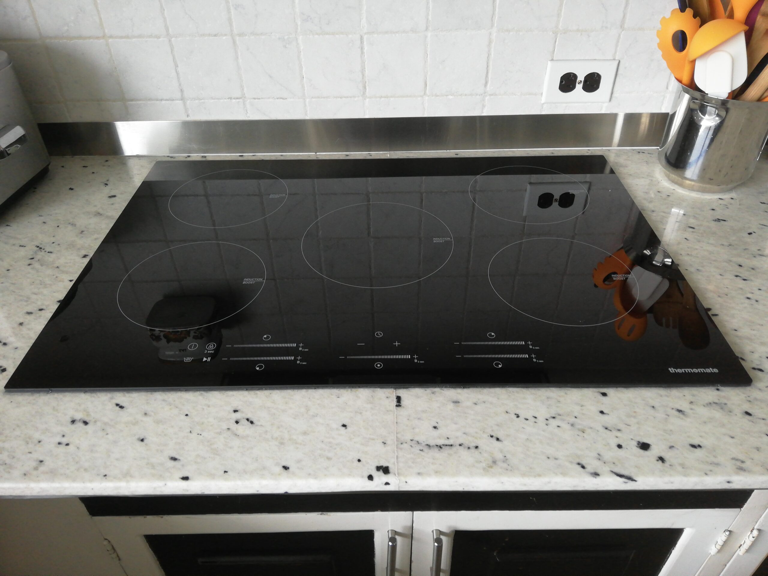 ThermoMate 30 Inch Induction Cooktop, 9000W Built in Induction Stove Top, Electric Cooktop with 5 Boost Burner, 9 Heating Level, Timer & Child Safety Lock, Sensor Touch Control, 240V customer photo 1