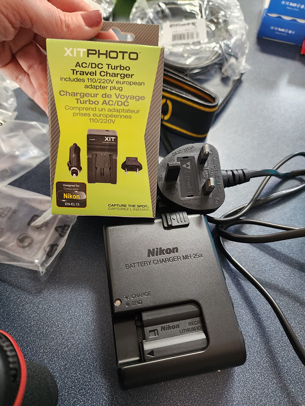 D850 DSLR Digital Camera Body Only Bundle with (2) SanDisk 64GB Extreme PRO SD Card customer photo 1