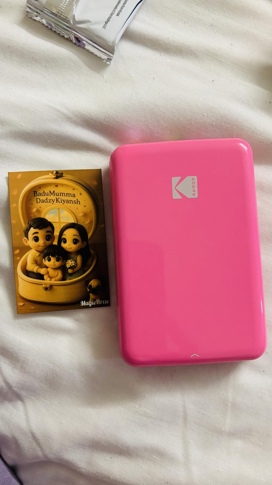 KODAK Step Instant Smartphone Photo Printer, Portable Mini Color Wireless Mobile Printer, Zink 2x3