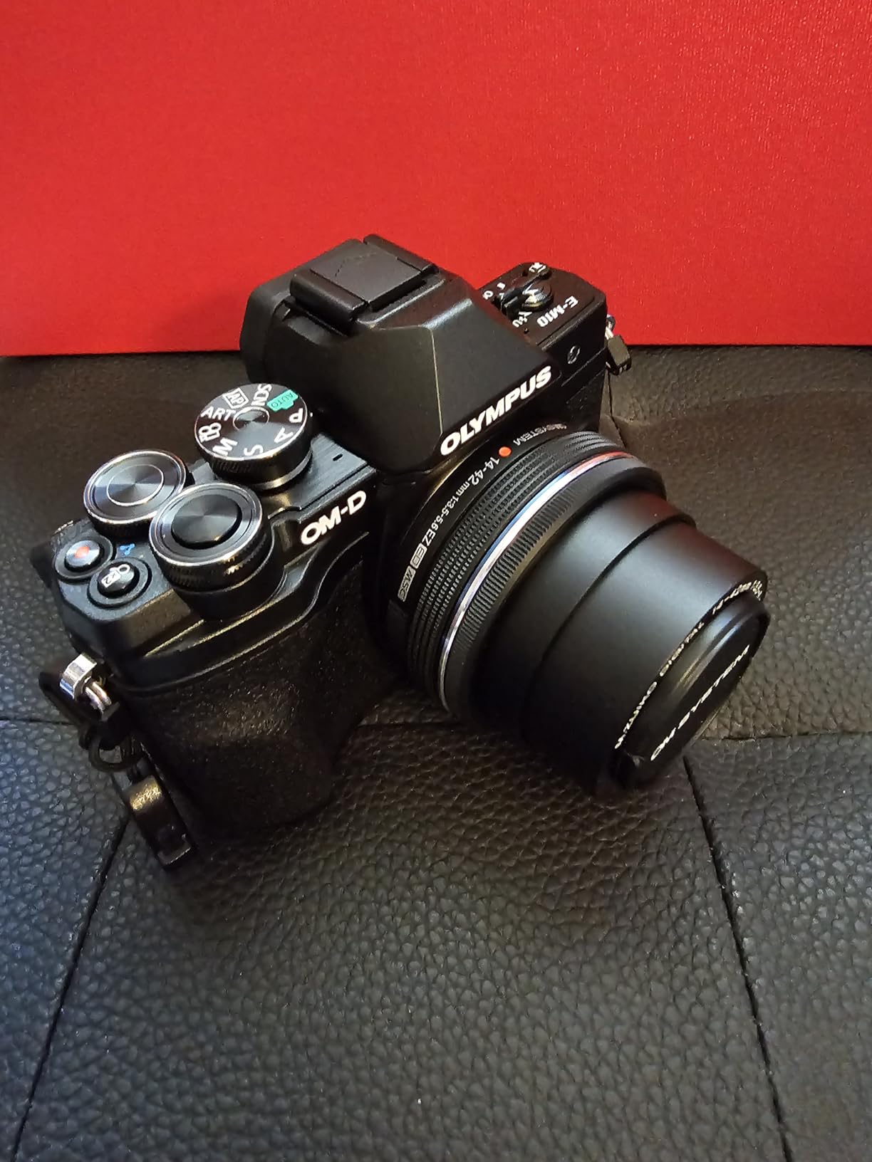 OM SYSTEM Olympus E-M10 Mark IV Black Micro Four Thirds System Camera M.Zuiko Digital ED 14-42mm F3.5-5.6 EZ kit 20MP Sensor 5-Axis Image Stabilization 4K Video Wi-Fi customer photo 1