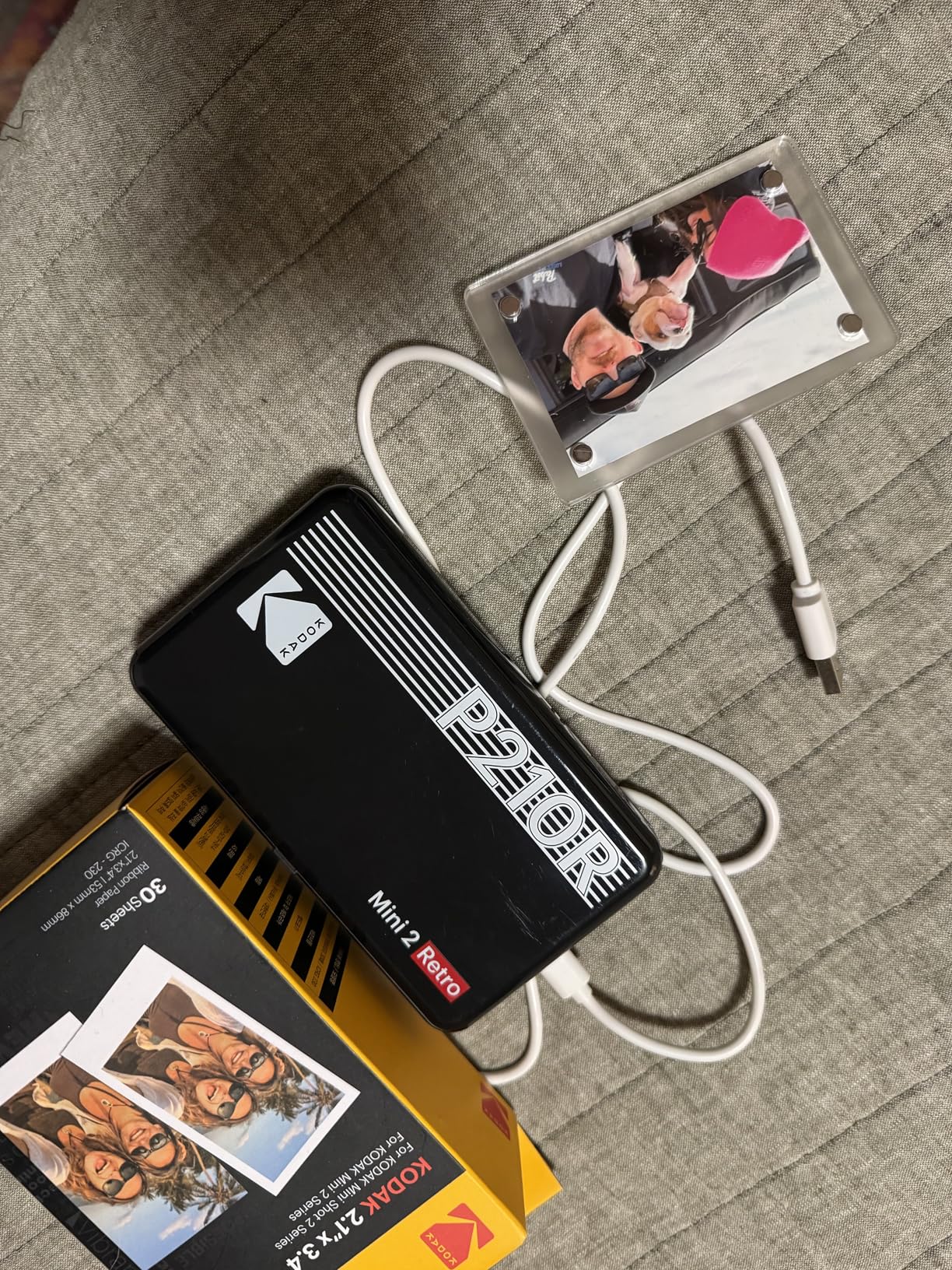 KODAK Mini 2 Retro 2x3 Portable Photo Printer, 38 Sheets, Bluetooth Smartphone Printer for iPhone & Android, Instant Color Prints, 4PASS Dye Sublimation, White customer photo 2