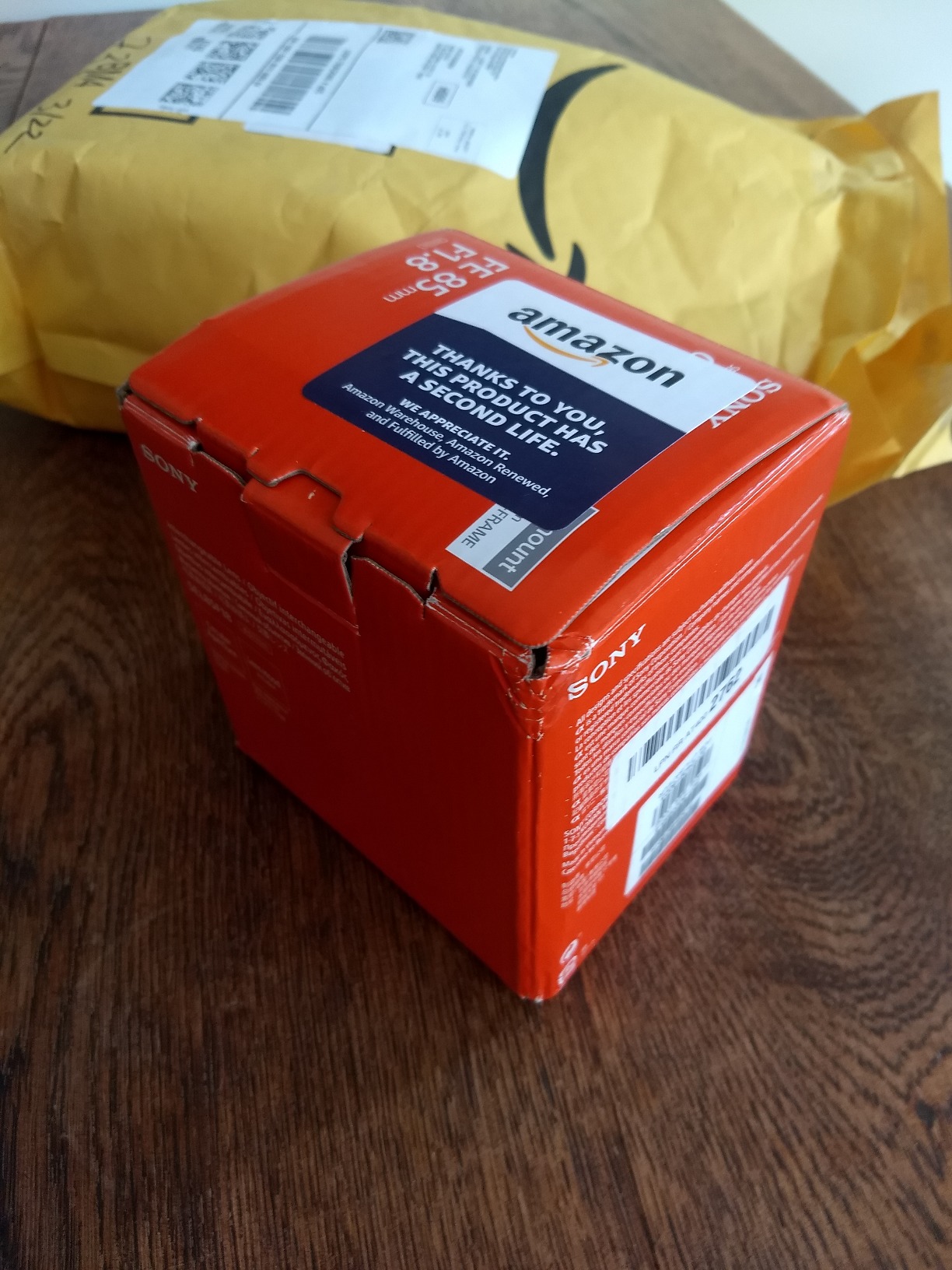 Sony - FE 85mm f/1.8 Telephoto Prime Lens for E-mount Cameras customer photo 1