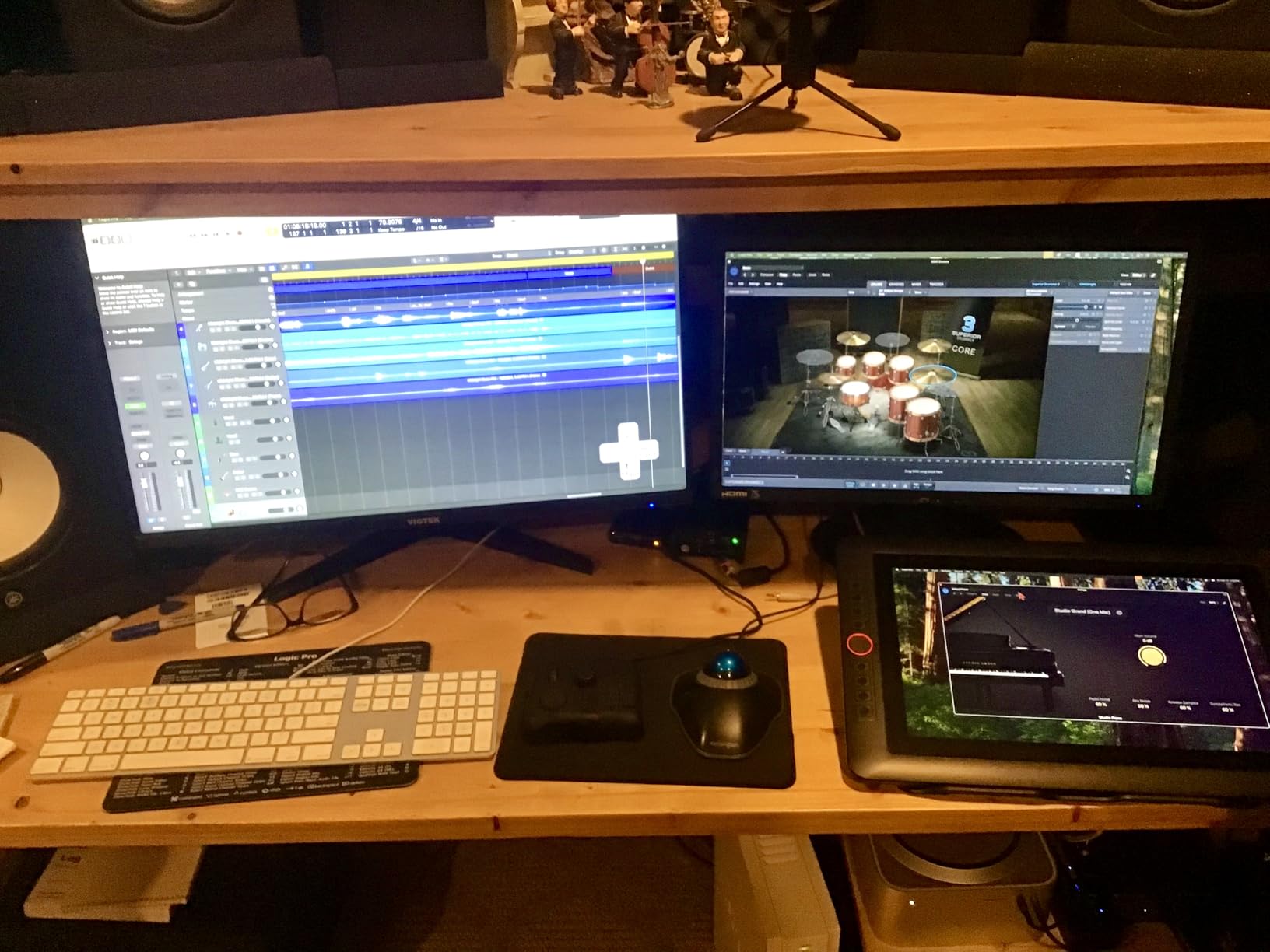 TourBox NEO - Customizable Editing Controller, Photo Color Grading Illustration Speed Editor, Intuitive Control Boost Productivity, Programmable Keyboard for Adobe CSP and More, Works with Mac/PC customer photo 2