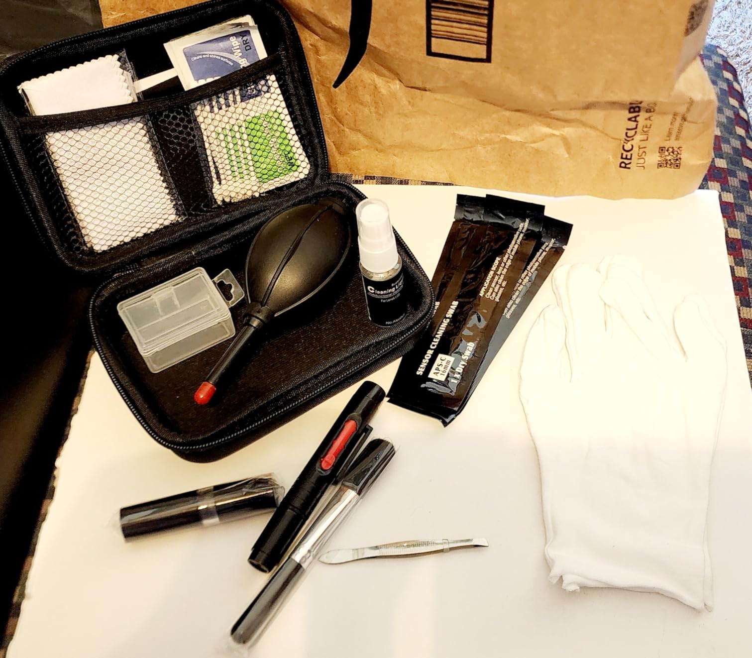 18-in-1 Professional Camera Cleaning Kit for Most DSLR Cameras (Canon, Nikon, Sony), with Air Blower/Cleaning Pen/Detergent/Cleaning Cloth/Lens Brush/Carry Case customer photo 2