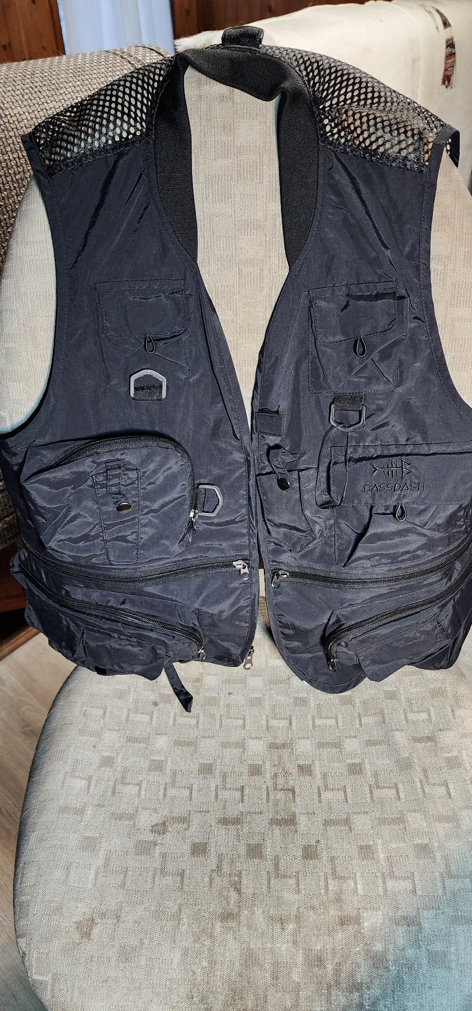 BASSDASH Versatile Men's Women's Fishing Photography Vest with Mesh Back 6 Sizes customer photo 1