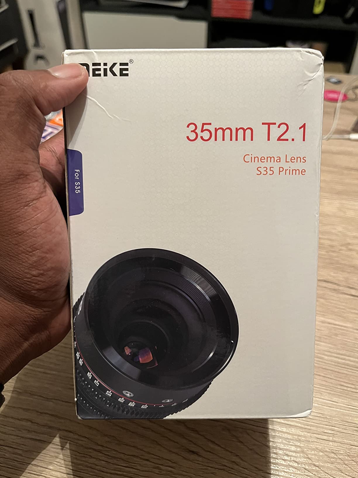 Meike 35mm T2.1 Super 35 Prime Manual Focus Cinema Lens for PL-Mount Cine Camera customer photo 2