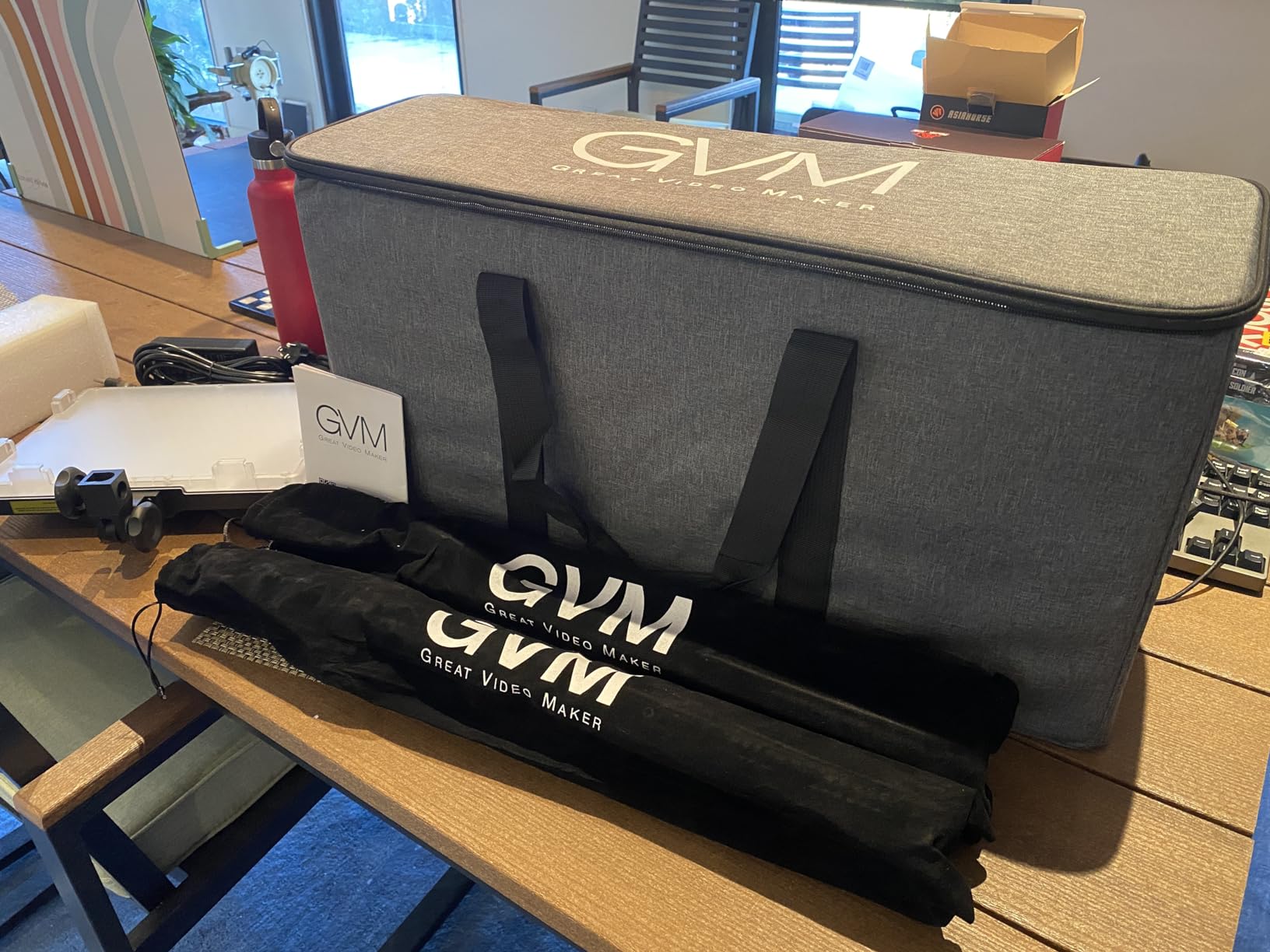 GVM RGB LED Video Lights Photography Lighting Kit, 50W Bi-Color 3200K-5600K Studio Lights, 2-Packs 672 Led Beads APP Control Film Lights Panels for Videography/Streaming/Gaming/YouTube CRI 97+ customer photo 2