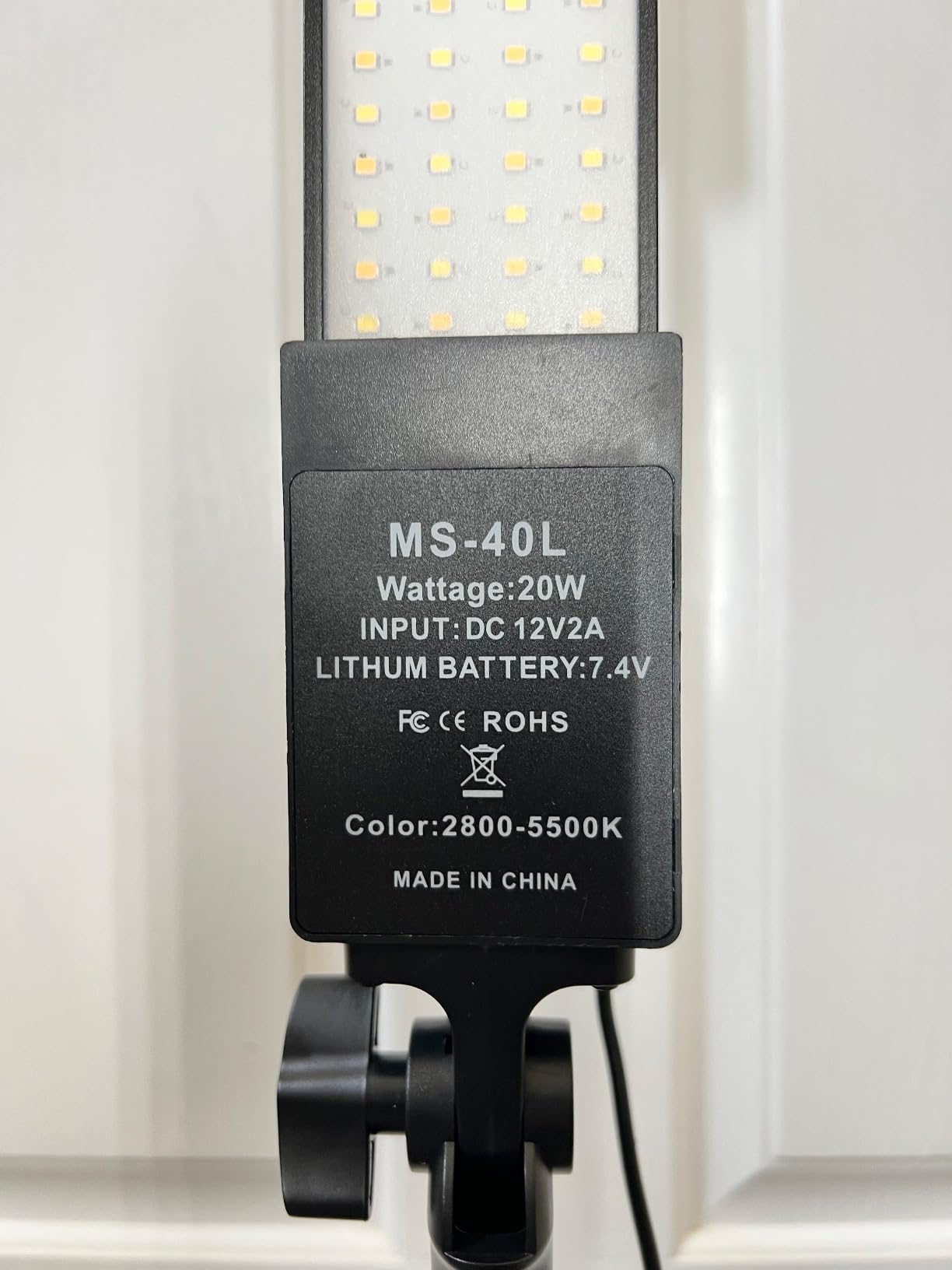 LED Video Light Battery Powered Photography Light Portable Handheld Wand,Dimmable 2800-5500K Photo Studio Light Kit with NP-970 Li-ion Battery and Stand for Portrait, YouTube,Outdoor Video customer photo 1