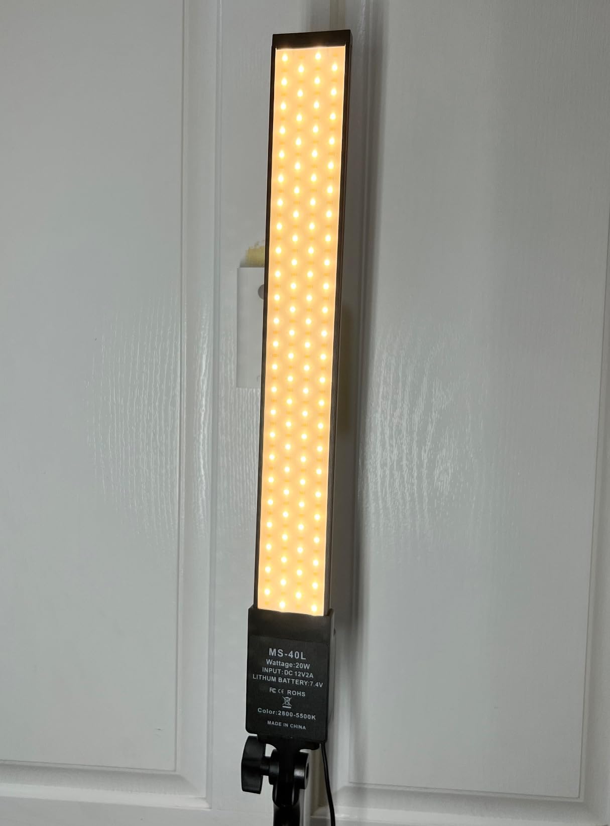 LED Video Light Battery Powered Photography Light Portable Handheld Wand,Dimmable 2800-5500K Photo Studio Light Kit with NP-970 Li-ion Battery and Stand for Portrait, YouTube,Outdoor Video customer photo 2