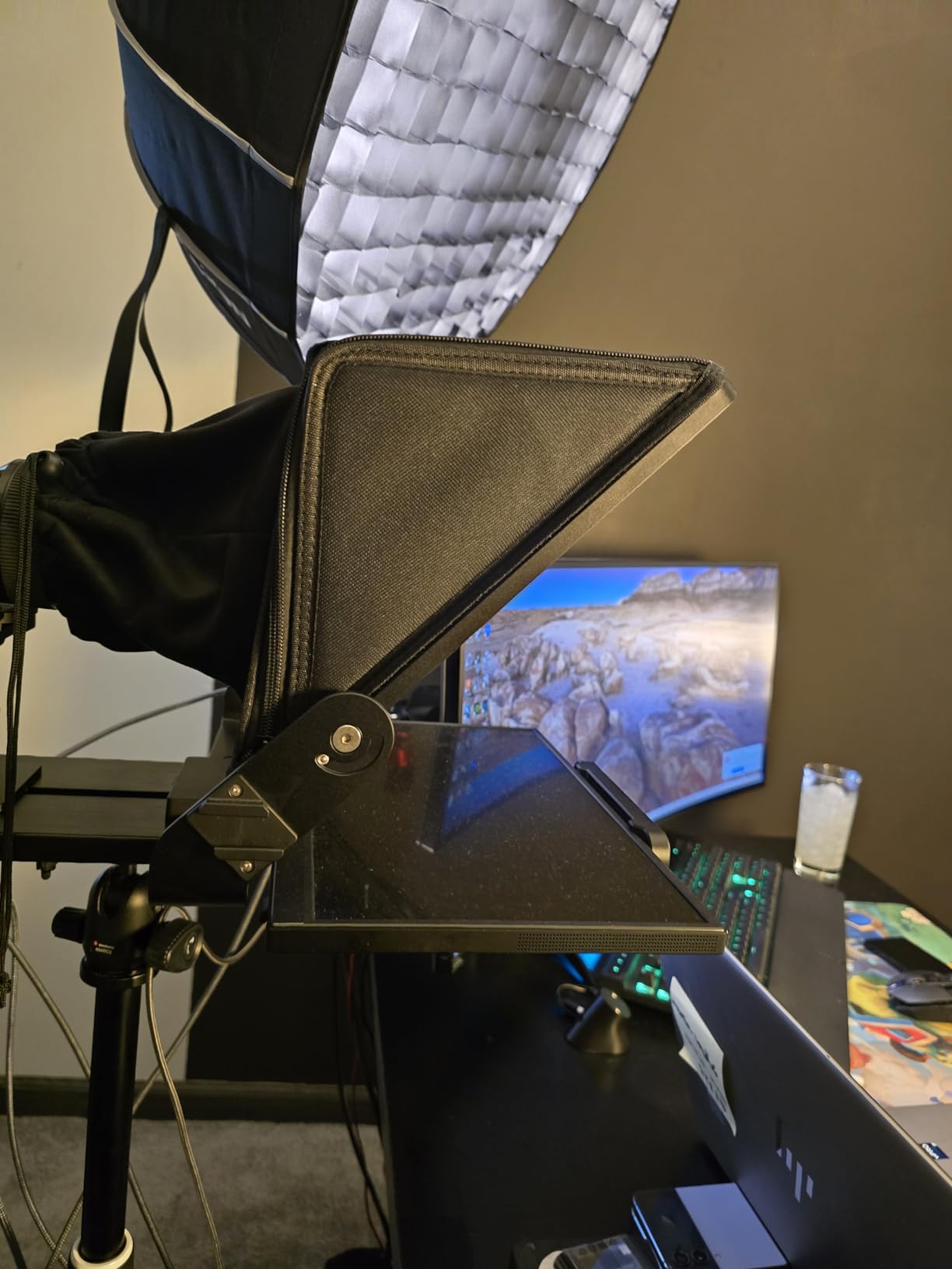 NEEWER X12 14 inch Aluminum Alloy Teleprompter for iPad Tablet Smartphone DSLR Cameras with Remote Control, Carry Case, APP Compatible with iOS/Android for Online Teaching/Vlogger/Live Streaming customer photo 2