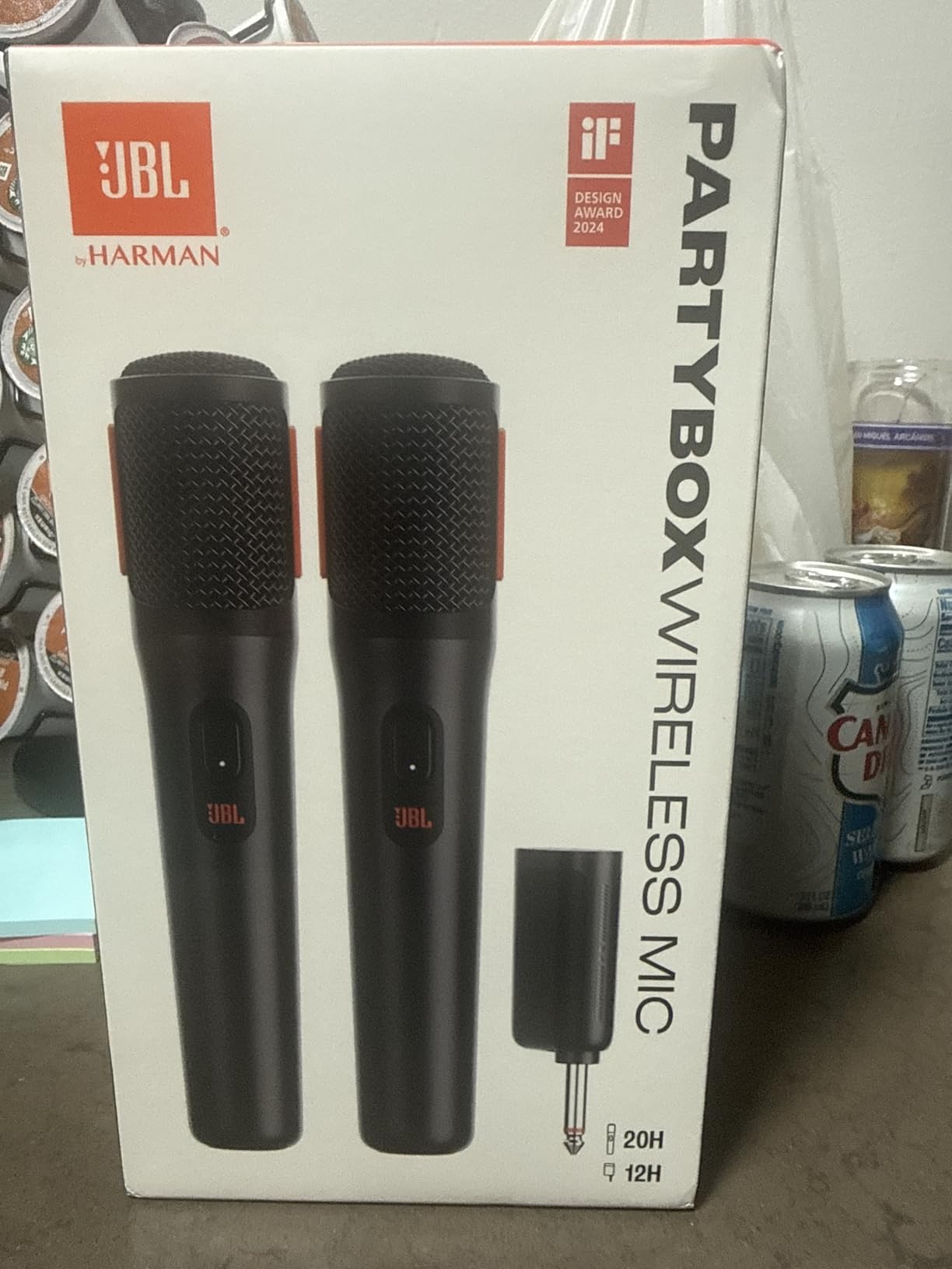 JBL Wireless Two Microphone System with Dual-Channel Receiver, Black customer photo 1