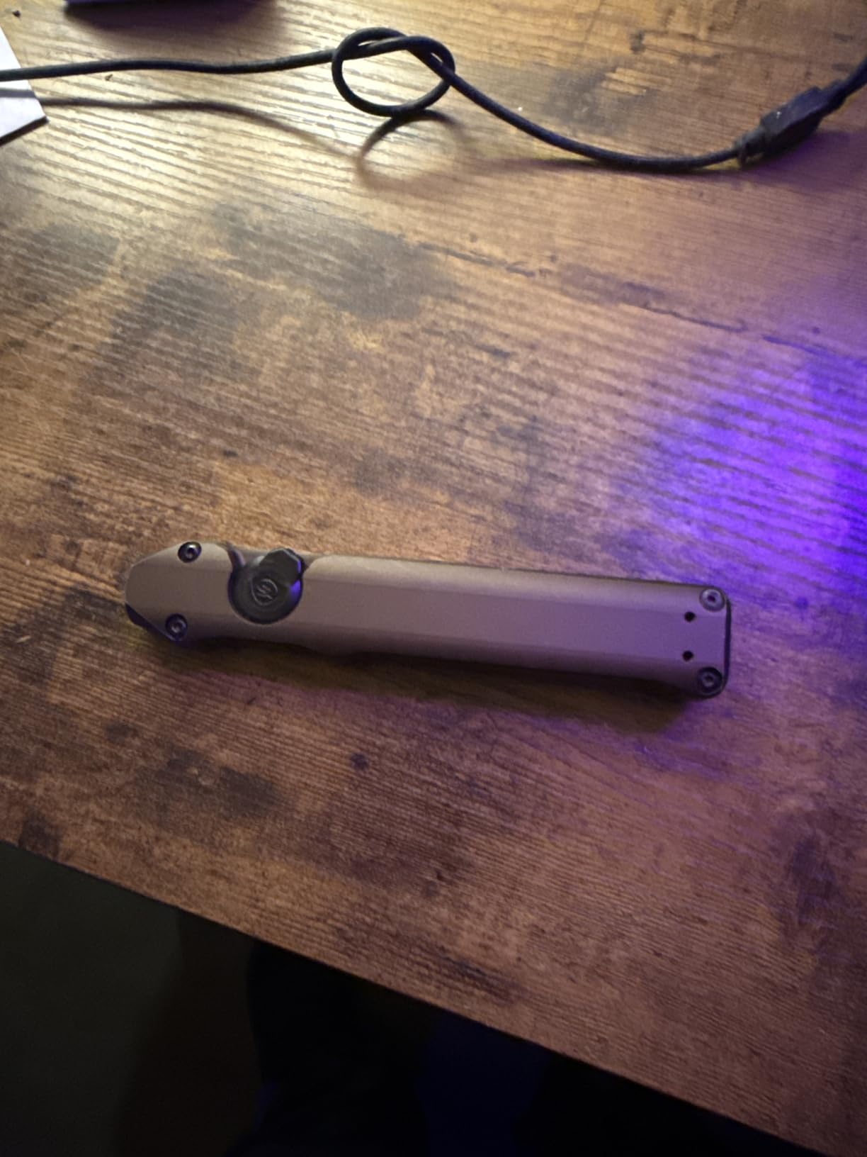 Streamlight 88811 Wedge 1,000-Lumen Max 300-Lumen Standard 1,200-Candela Flat Everyday Carry Flashlight, Includes USB-C Cable and Lanyard, Coyote customer photo 1