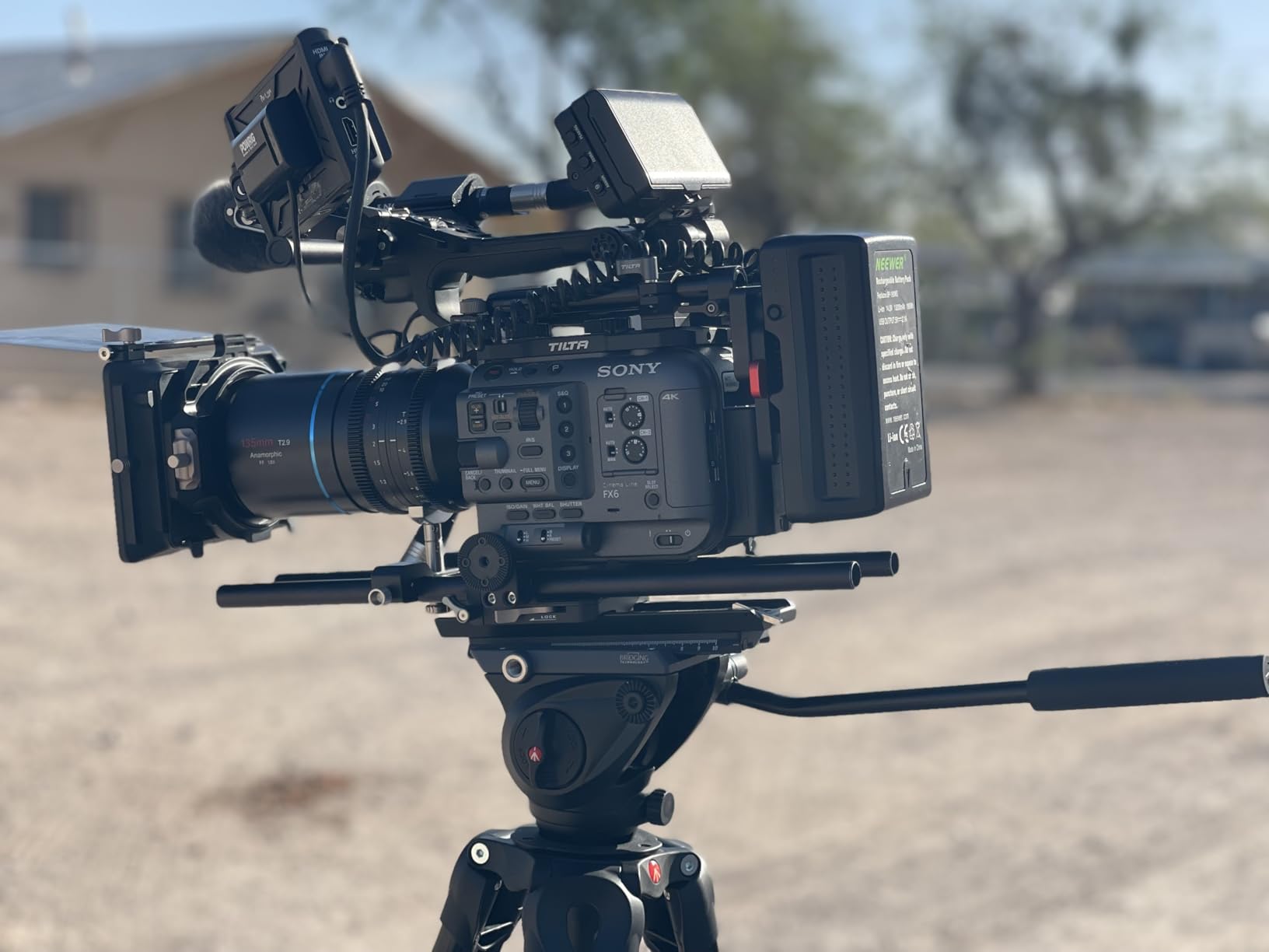 Camera Cage Basic Kit Compatible with Sony FX6 Without Battery Plate | ARRI Rosettes | 15mm Rod Support | Multi-Functional Top Plate | Quick Release Baseplate | Accessory Mounting customer photo 1