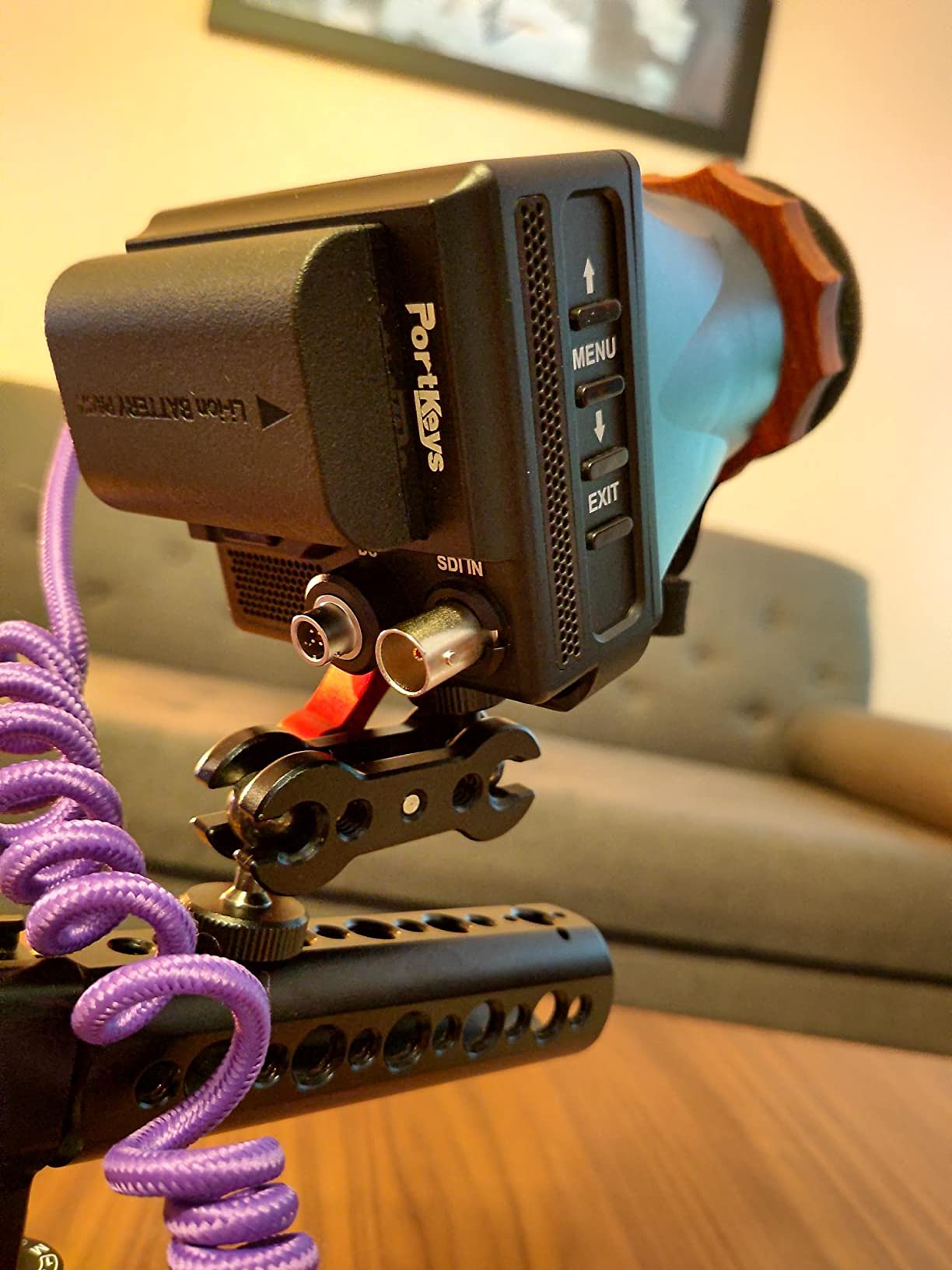 Portkeys LEYE III 4K HDMI Electronic Viewfinder 2.4 Inch LCD Monitor [Adjustable +8D~-3D] customer photo 1
