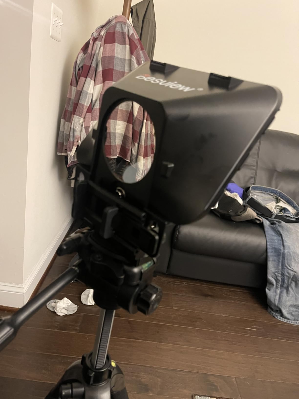 Desview T3 Teleprompter Teleprompter with Remote Control Work with iPad/Tablet/Smartphone up to 10 inch High Display Mirror Support Wide Angle Lens Great Partner for Live Streaming customer photo 1