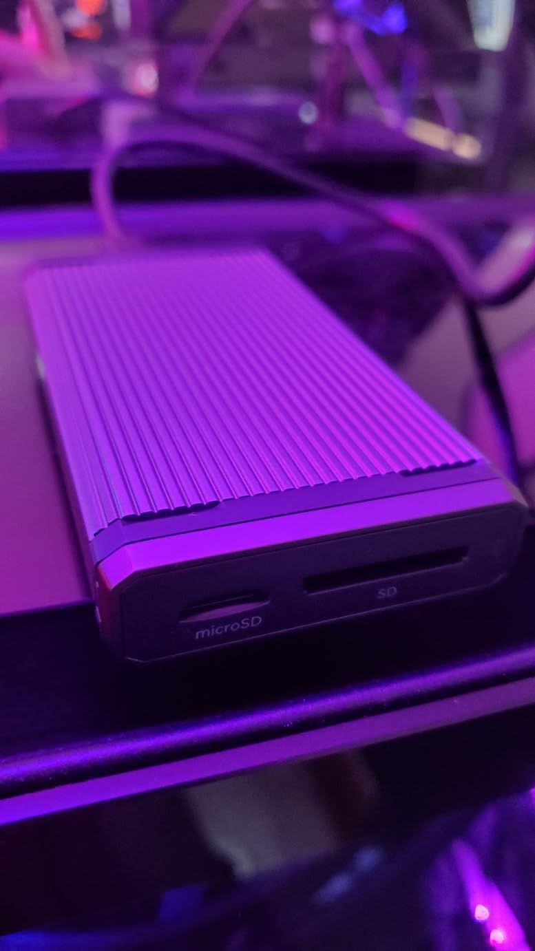 SanDisk PRO-READER CFexpress - High Performance Card Reader for CFexpress Type B Cards, USB-C, 3.2 Gen 2 - SDPR1F8-0000-GBAND customer photo 1