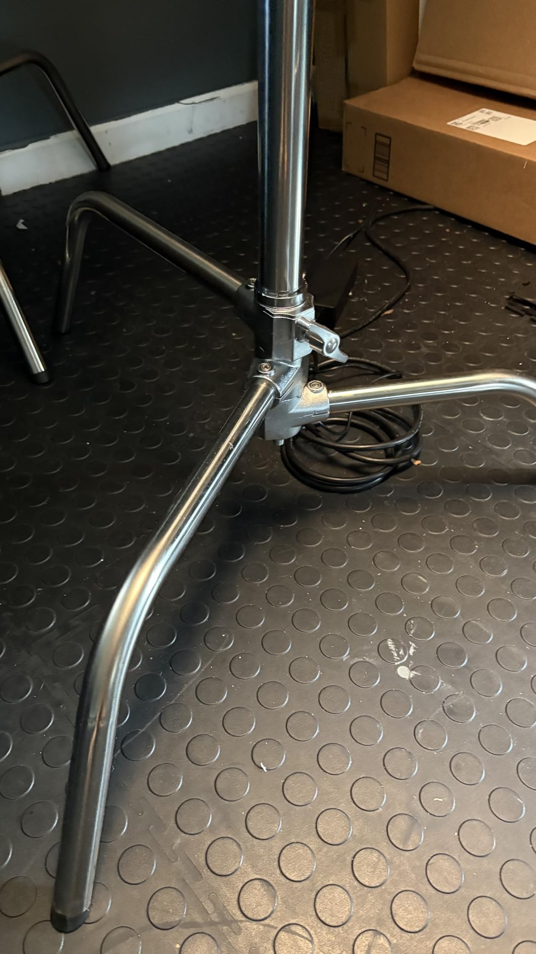 Heavy Duty C Stand 10.8ft/330cm with Boom Arm Sandbag Grips, 100% Stainless Steel Photography Light Stand Studio Monolight, Softbox, Reflector (Max Loading 44 Pounds) customer photo 2