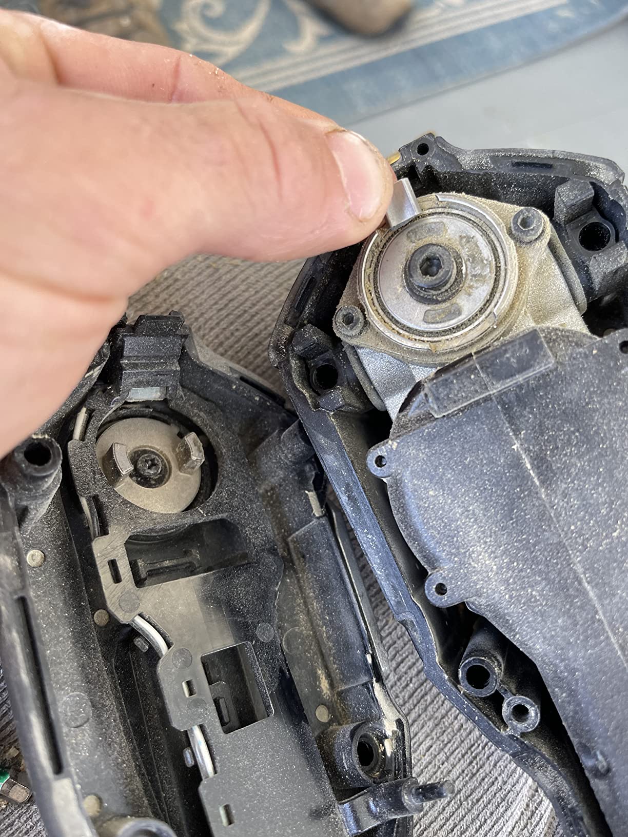 Makita XMT04ZB 18V LXT Lithium-Ion Sub-Compact Brushless Cordless StarlockMax Multi-Tool, Tool Only customer photo 2