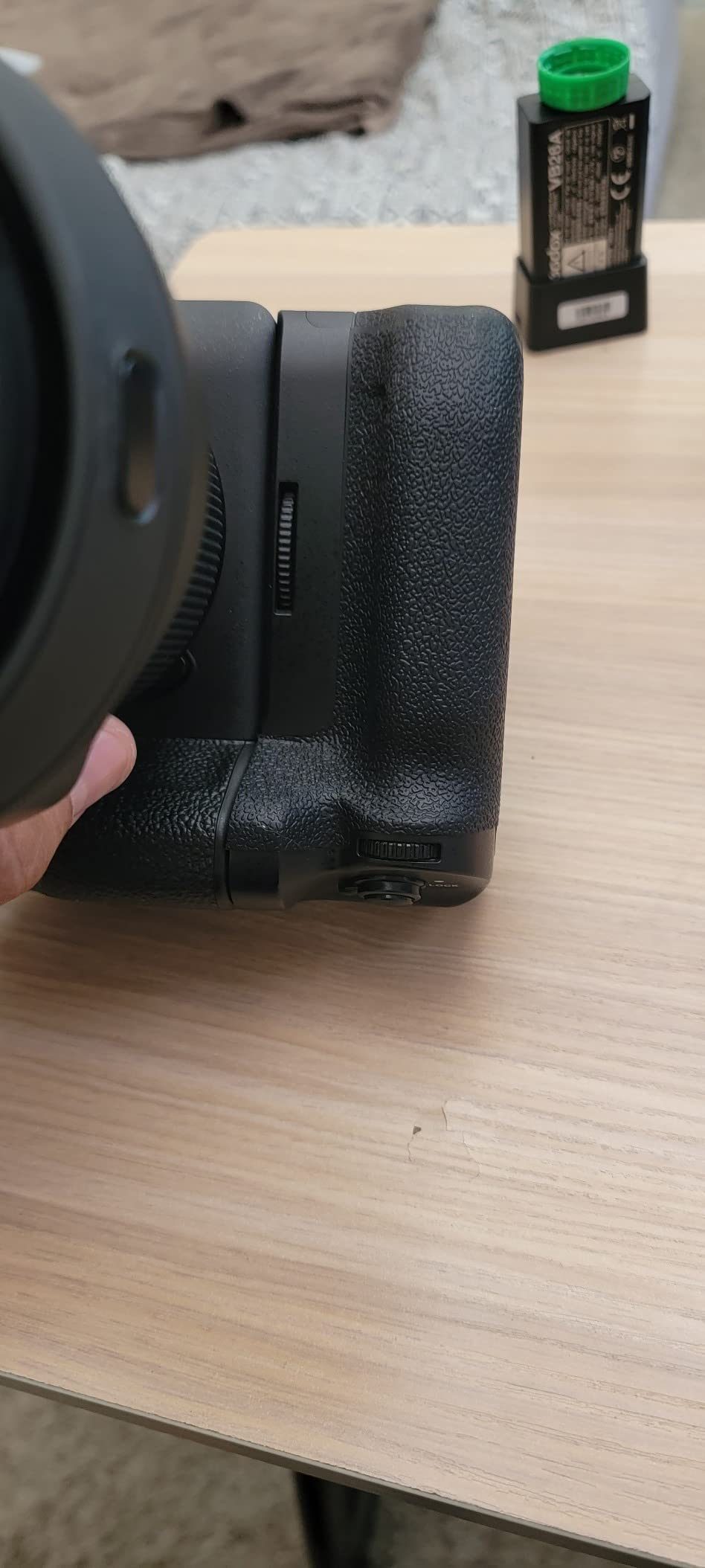 VG-C4EM Battery Grip for Sony A7V A7IV A9II A7RIV A7R V A1 A7S III, Replacement for Sony VG-C4EM Vertical Grip, Compatible with NP-FZ100 Battery customer photo 2