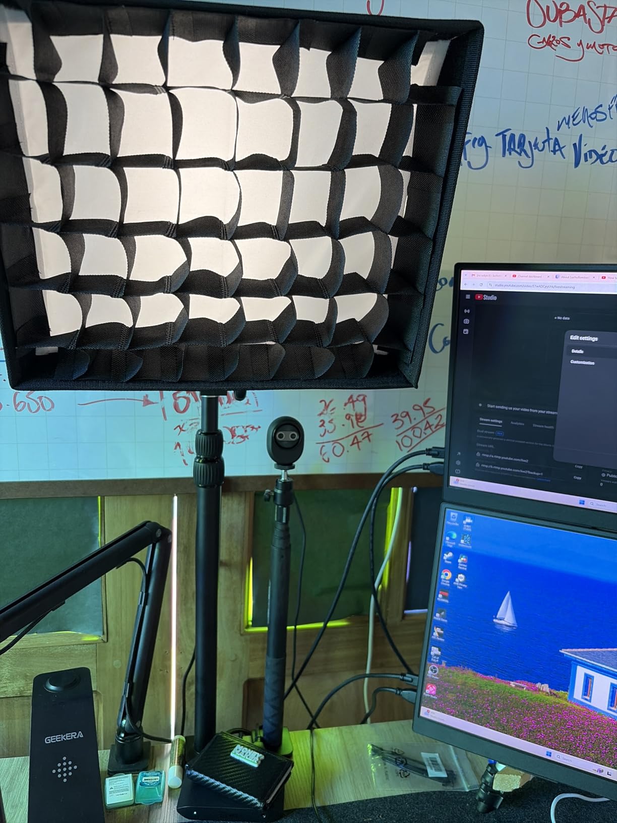 AMBITFUL LED Video Light Diffuser Honeycomb Grid Softbox Panel Light Softbox + Honeycomb Grid for LED Panel Light (35.5X 29.5cm/14''x11.6'') customer photo 1