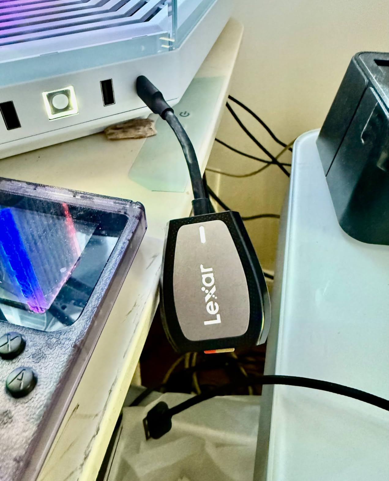 Lexar Professional USB 3.2 Type-C Dual-Slot Reader, Supports SD and microSD UHS-II Cards, Up To 312MB/s Read (LRW470U-RNHNU) customer photo 1