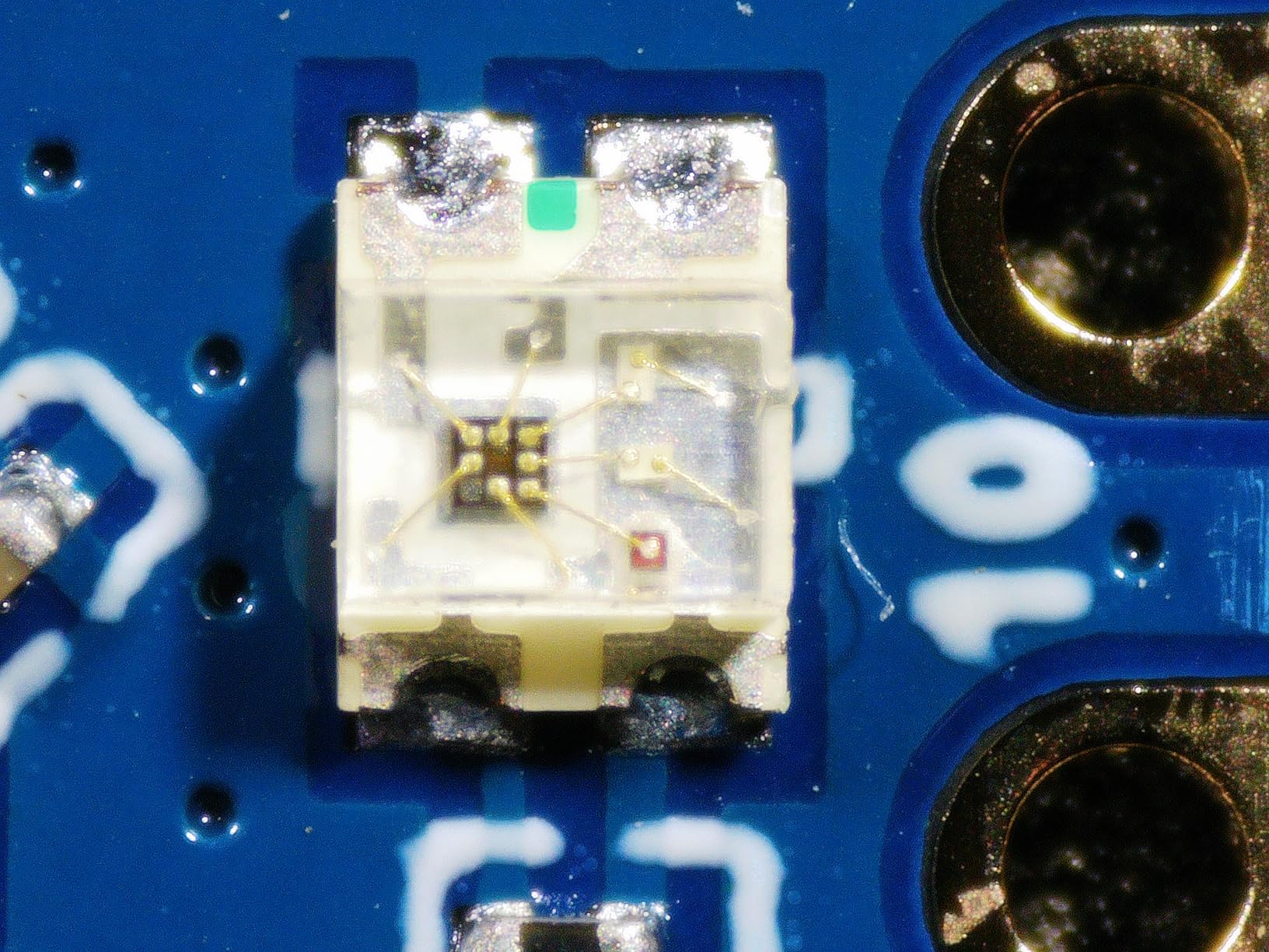 Andonstar AD246S-M HDMI Digital Microscope 2000x for Adults, 3 Lens 2160P UHD Video Record, 7 Inch LCD Soldering Microscope for Electronics Repair, Error Coins, Pro Boom Arm Stand, Windows Compatible customer photo 2