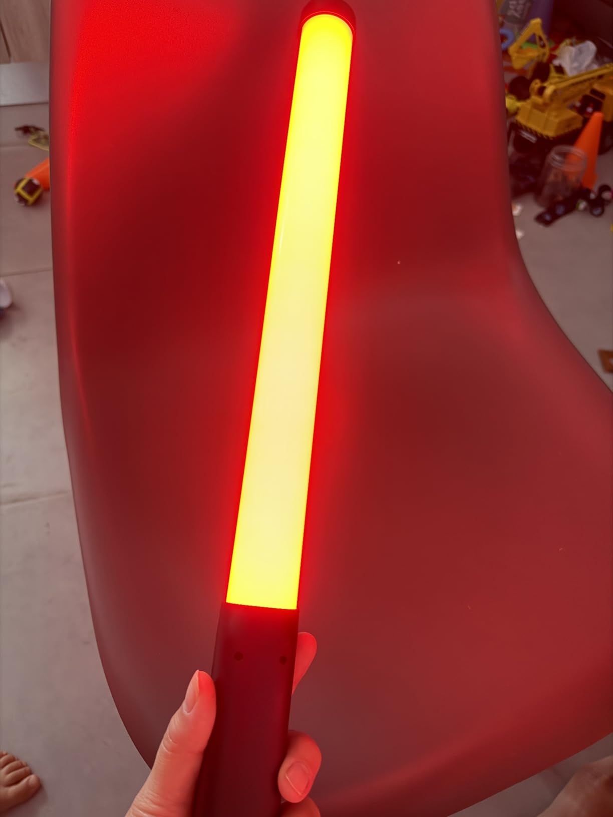 ULANZI VL119 Handheld Light Wand, 360° RGB LED Video Light Stick for Photography, 3300mAh Rechargeable Tube Light for Video Shooting, 2500-9000K Dimmable Camera Light with LCD customer photo 1