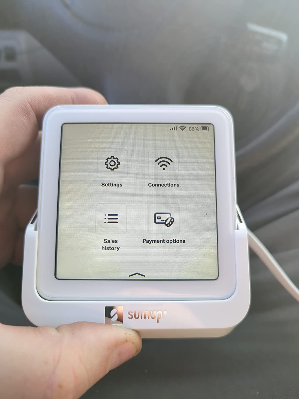 SumUp Solo Credit Card Payment Card Reader with Charging Station. Full Touch-Screen Interface with Free SIM Card and Mobile Data customer photo 2