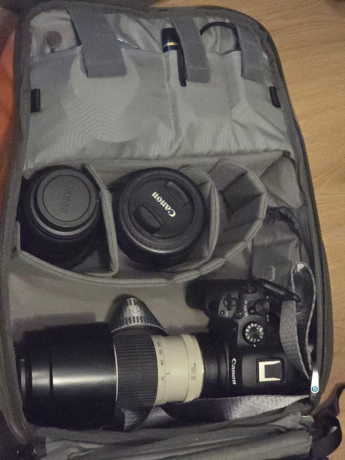 K&F CONCEPT Camera Backpack, Camera Bags for Photographers Large Capacity Camera Case with Raincover, 15-15.6 Inch Laptop Compartment Compatible for Canon/Nikon/Sony/DJI Mavic Drone (Backpack 20L) customer photo 1