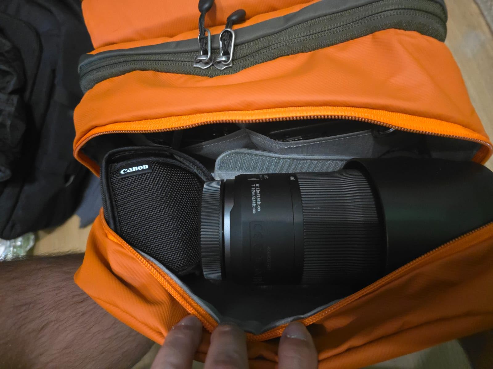 K&F CONCEPT Camera Backpack, Camera Bags for Photographers Large Capacity Camera Case with Raincover, 15-15.6 Inch Laptop Compartment Compatible for Canon/Nikon/Sony/DJI Mavic Drone (Backpack 20L) customer photo 2