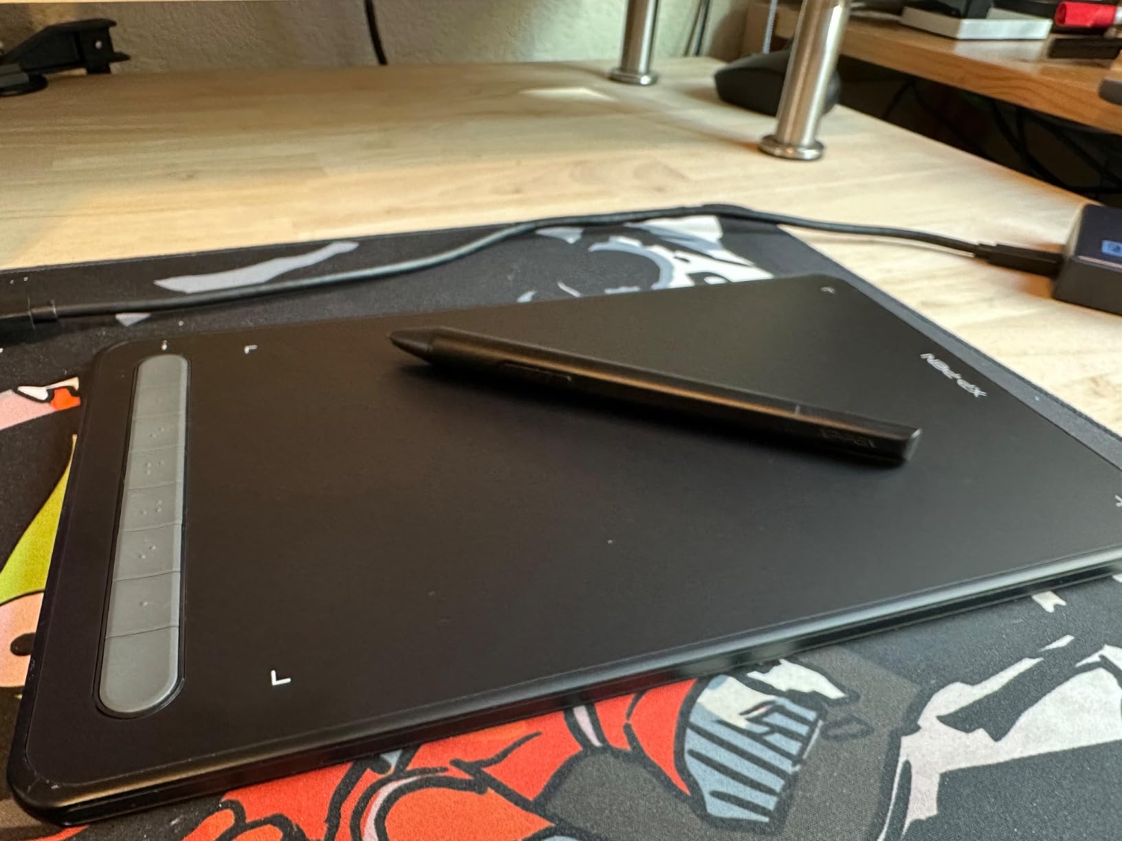 XPPen Drawing Tablet Deco MW Bluetooth Wireless Computer Graphics Tablet, Battery-Free X3 Stylus and 8 Shortcut Keys, Compatible with Chrome OS, Windows 7/8/10/11, Linux, Mac, Android (8x5 in, Black) customer photo 1