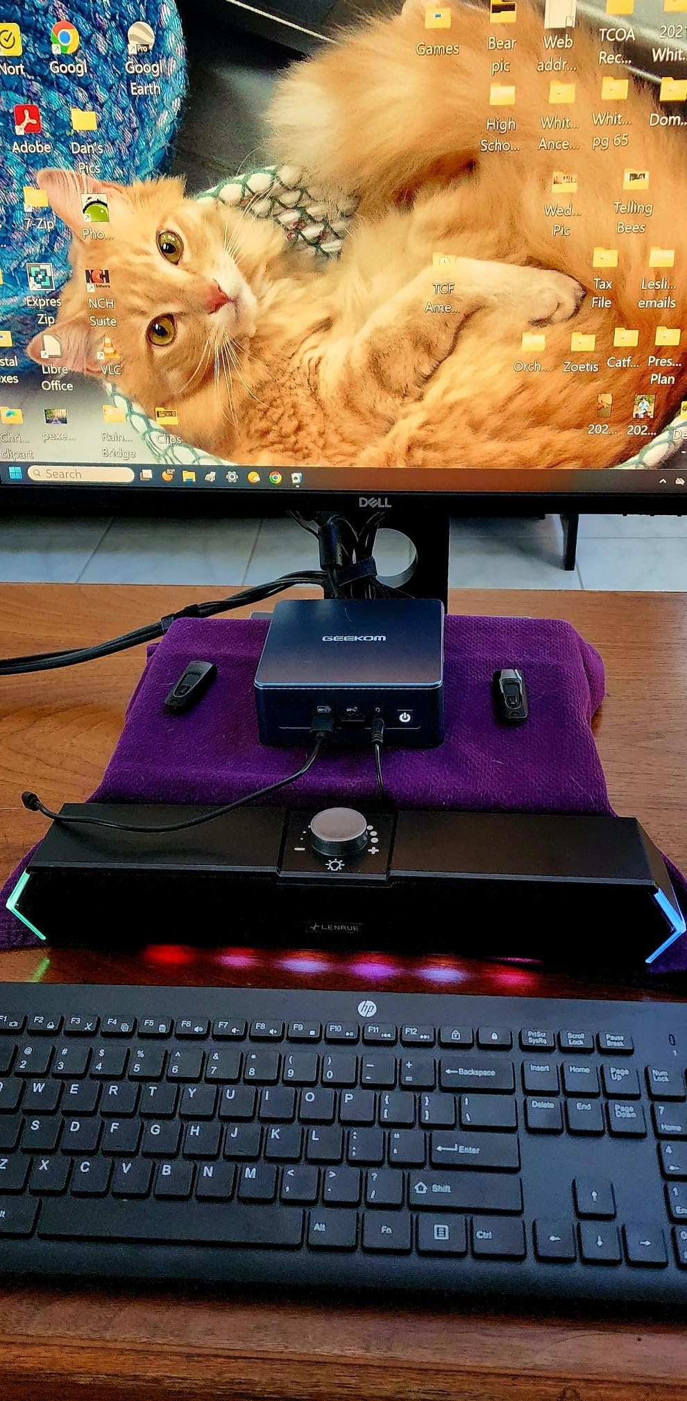 [3-Year Coverage]GEEKOM Mini PC IT12[Best Intel NUC12 Alternative] With Intel i7-1280P Mini Computers,16GB RAM/1TB SSD(Expandable, Not LPDDR) Windows 11 Pro Desktop PC (Low-Power),USB 4/8K/SD(UHS-II) customer photo 2