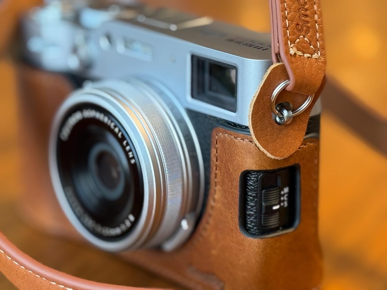 SMALLRIG Leather Camera Strap, Vintage Brown Genuine Leather Neck Shoulder Camera Strap for Canon, Nikon, Pentax, Sony, Fujifilm and Digital Camera - 3485 customer photo 1