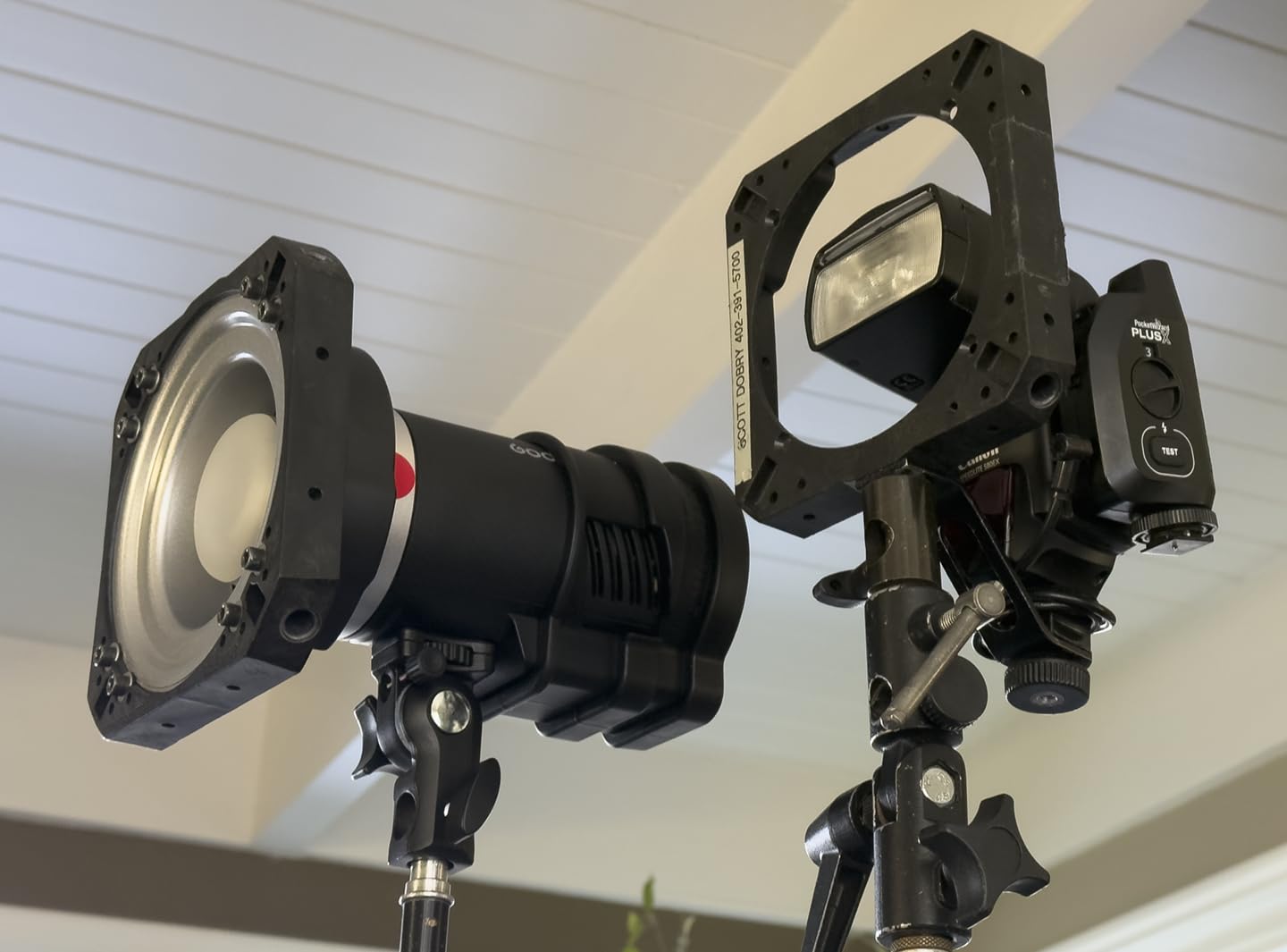 Godox AD300Pro Outdoor Flash Strobe Monolight, 300Ws 2.4G TTL HSS 1/8000s Portable Flash Speedlight with Bi-Color Modeling Lamp and Recharagable Lithium Battery for Photography Outdoor Shooting customer photo 1