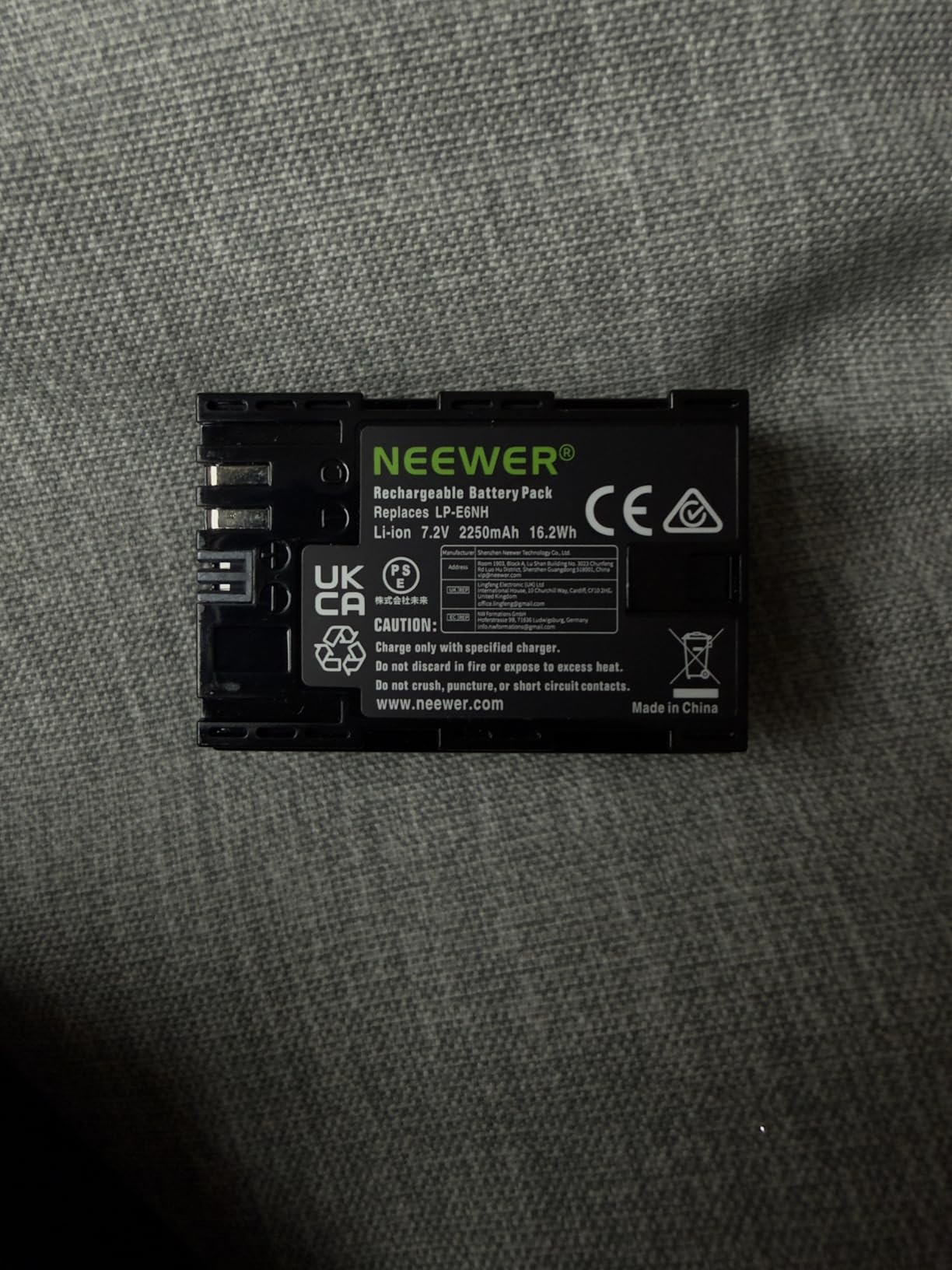 NEEWER Replacement Battery and Charger Set for LP-E6NH, 2250 mAh Replacement for LP-E6NH Battery & Triple Slot USB Charger Compatible with Canon EOS R7 R5 R6 R6 II R, 5DIV, 6DII, 7DII, 80D,90D customer photo 2