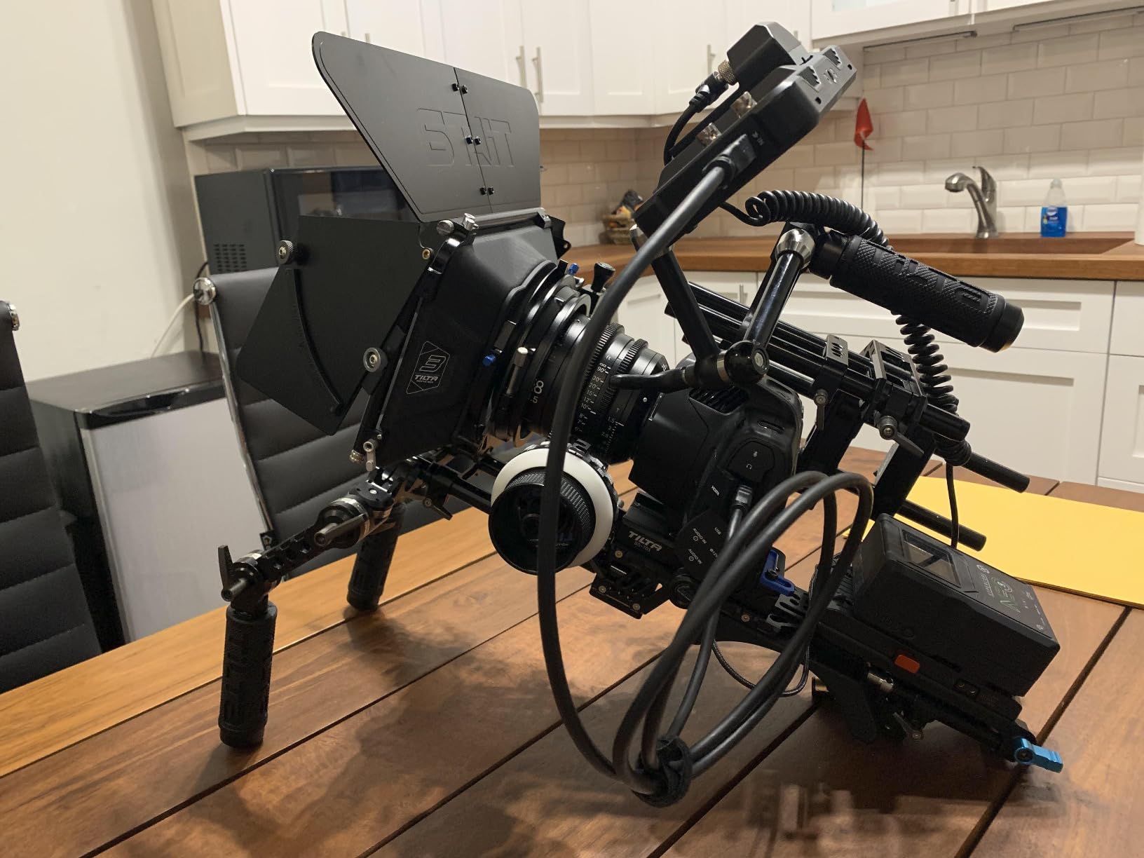 Tilta Lightweight Shoulder Rig TA-LSR-B (Foldable) customer photo 2