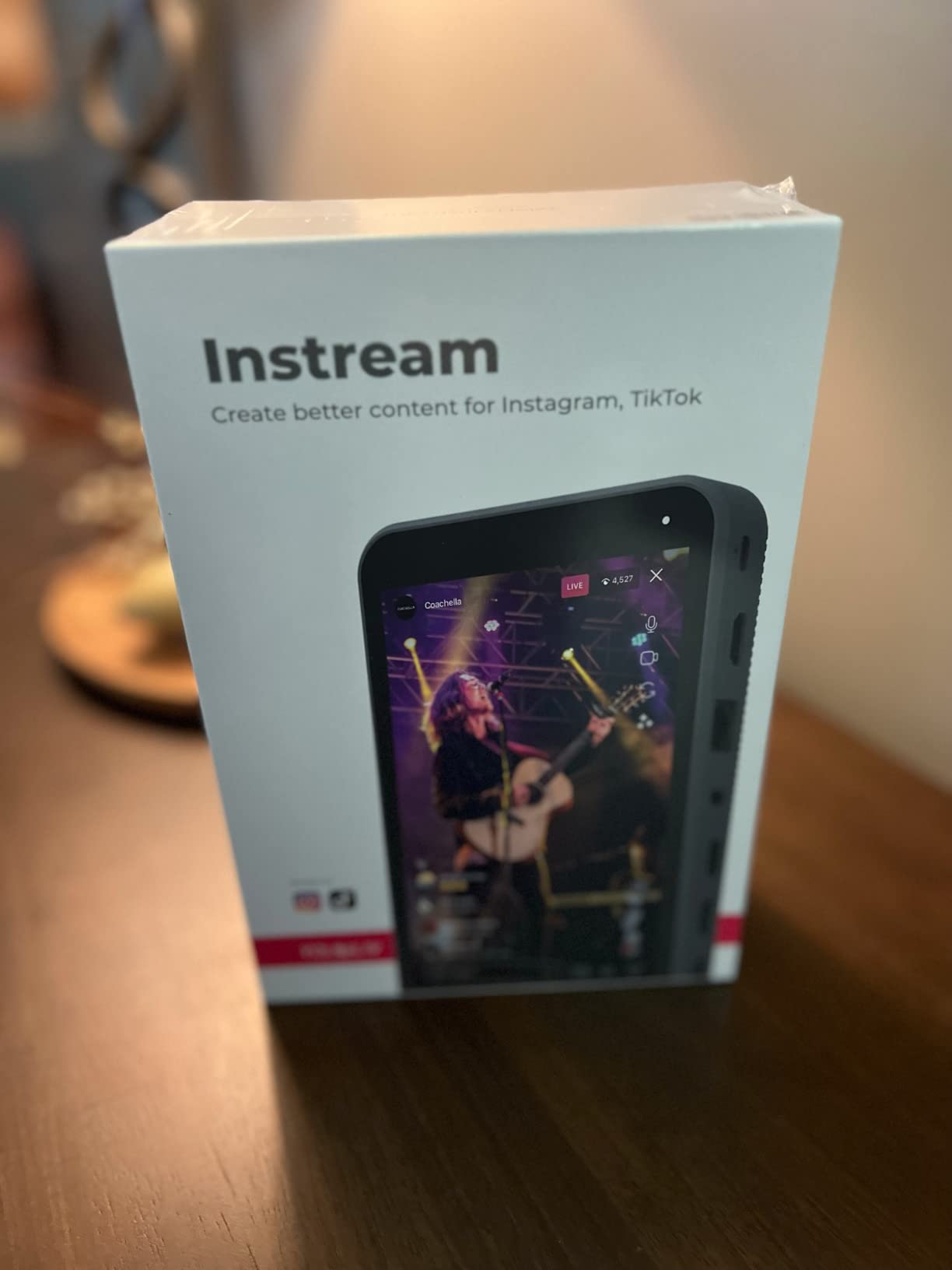 YoloLiv Instream, Vertical Live Video Streaming Equipment Switcher, Encoder, Recorder, Monitor for Instagram, Tiktok customer photo 4